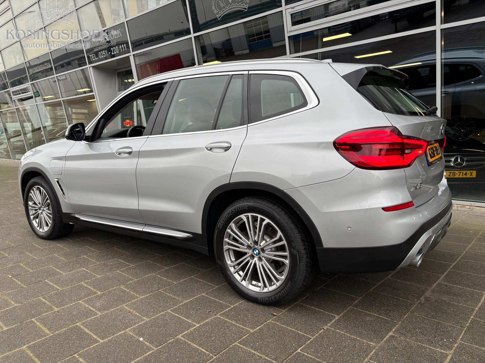Foto van BMW X3 Xdrive30e