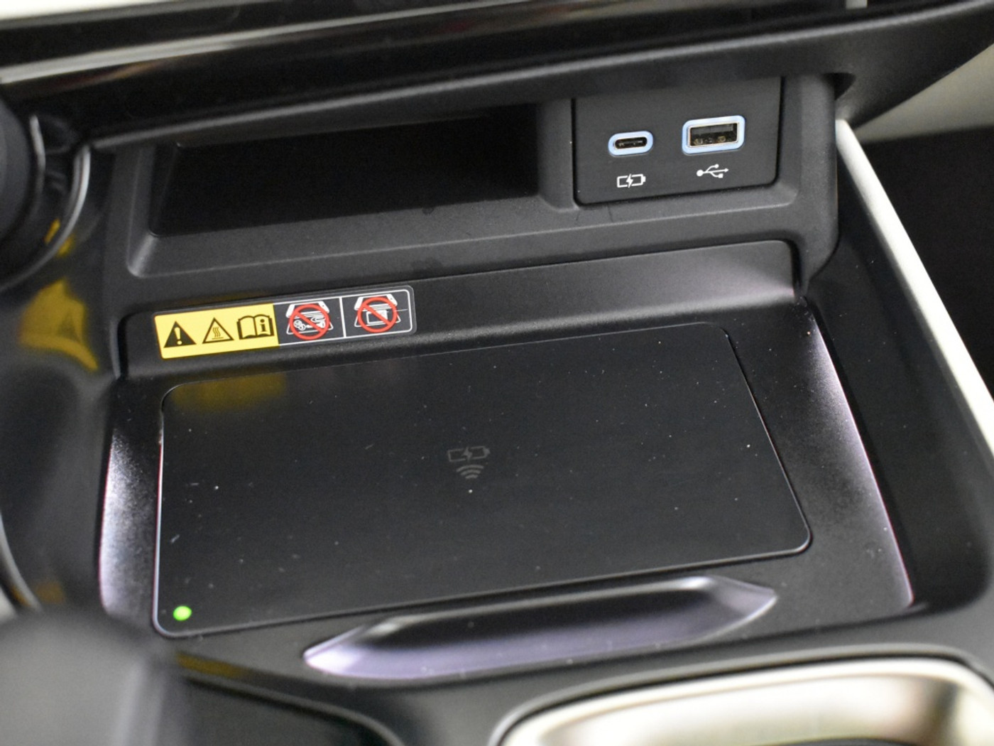 Foto van Lexus Lexus Nx450h+