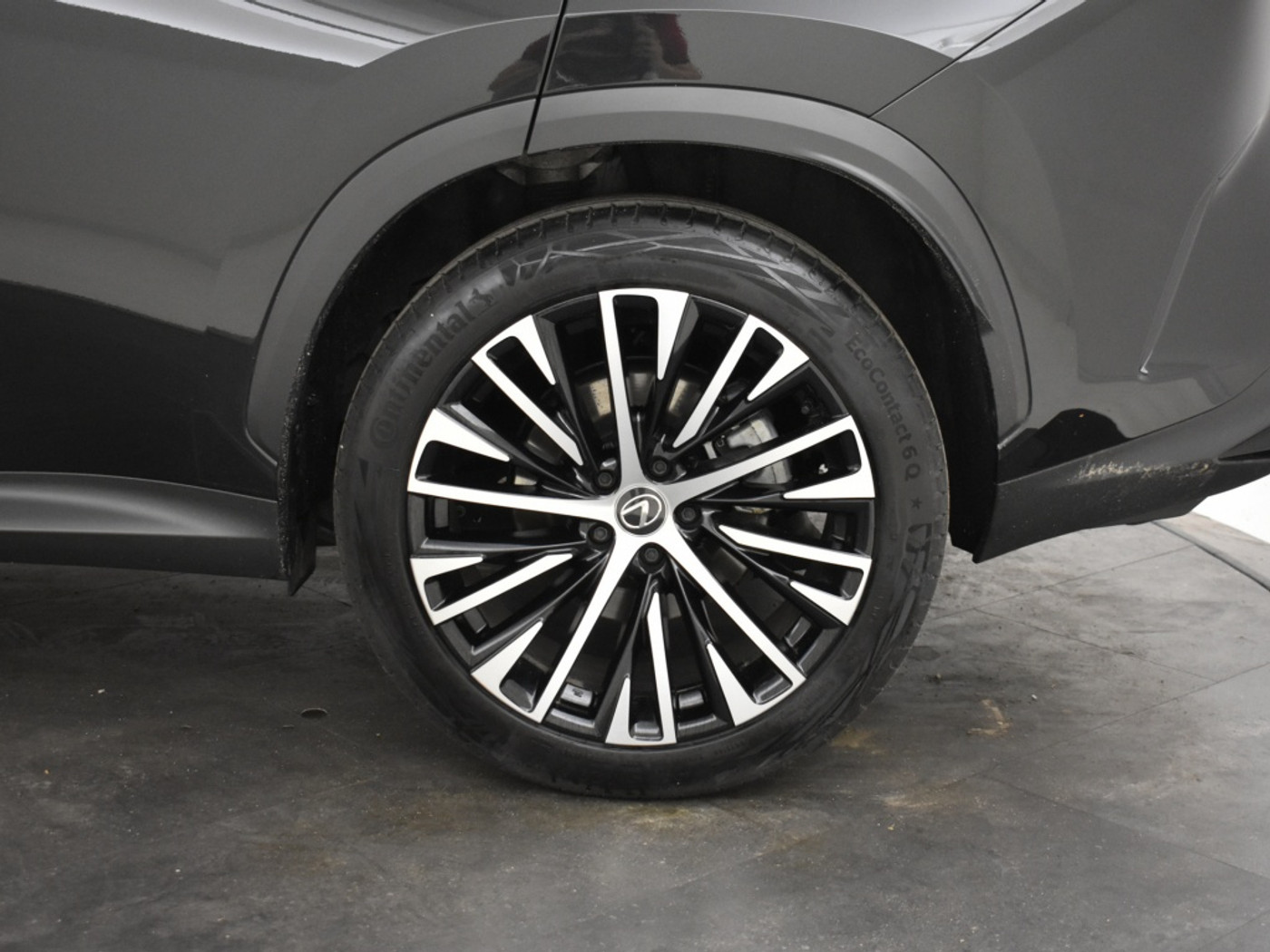 Foto van Lexus Lexus Nx450h+