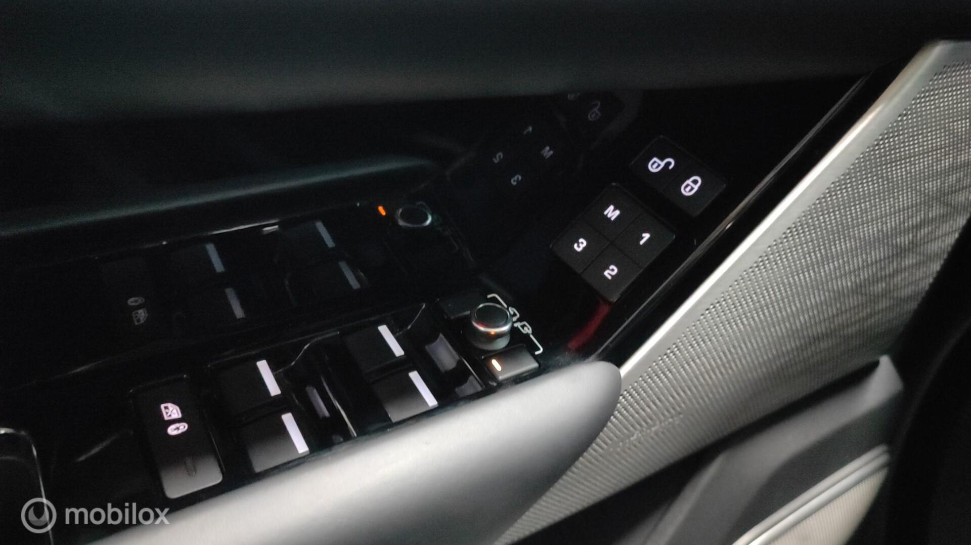 Foto van Land Rover Range Rover Velar