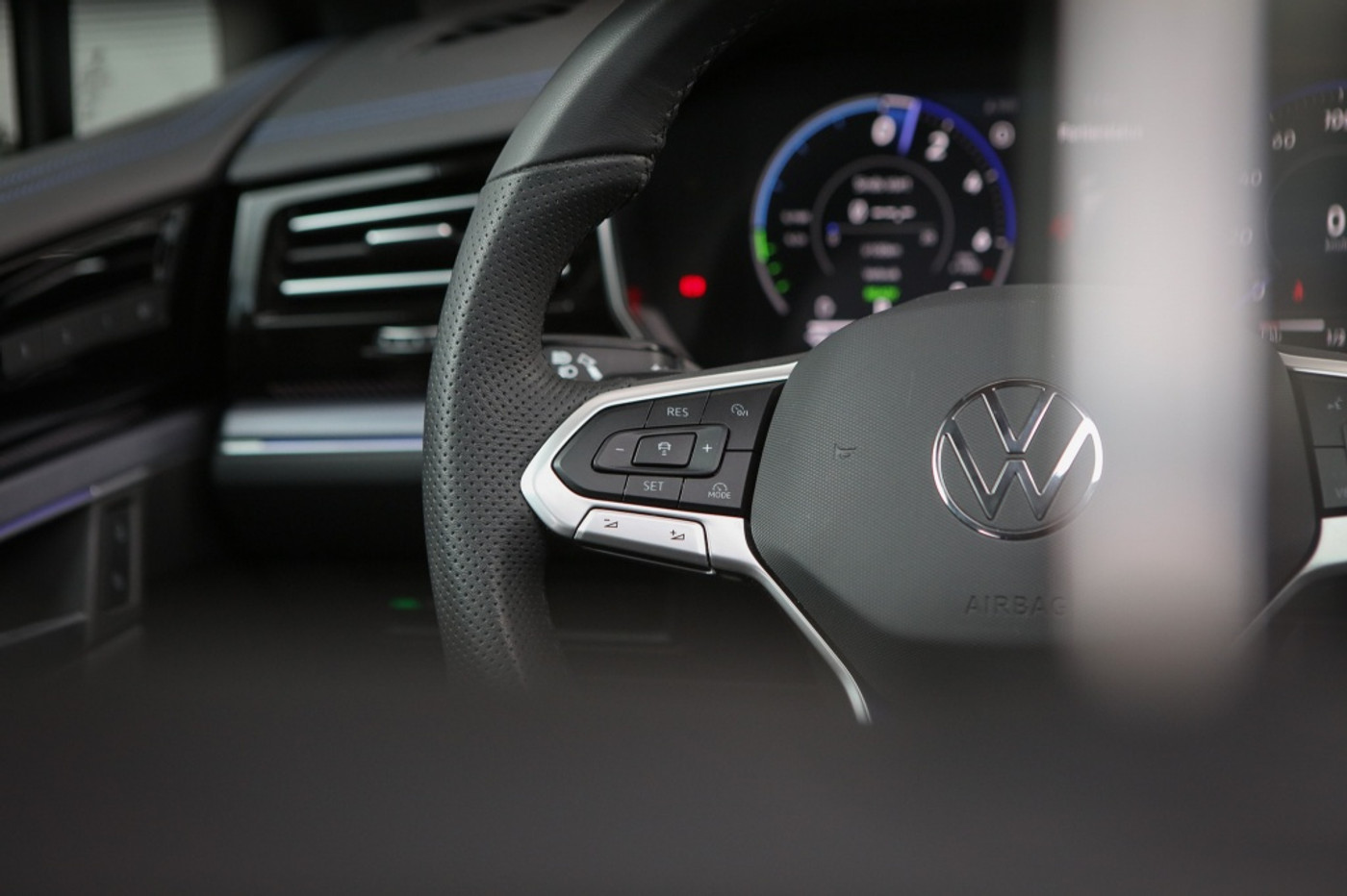 Foto van Volkswagen Touareg R