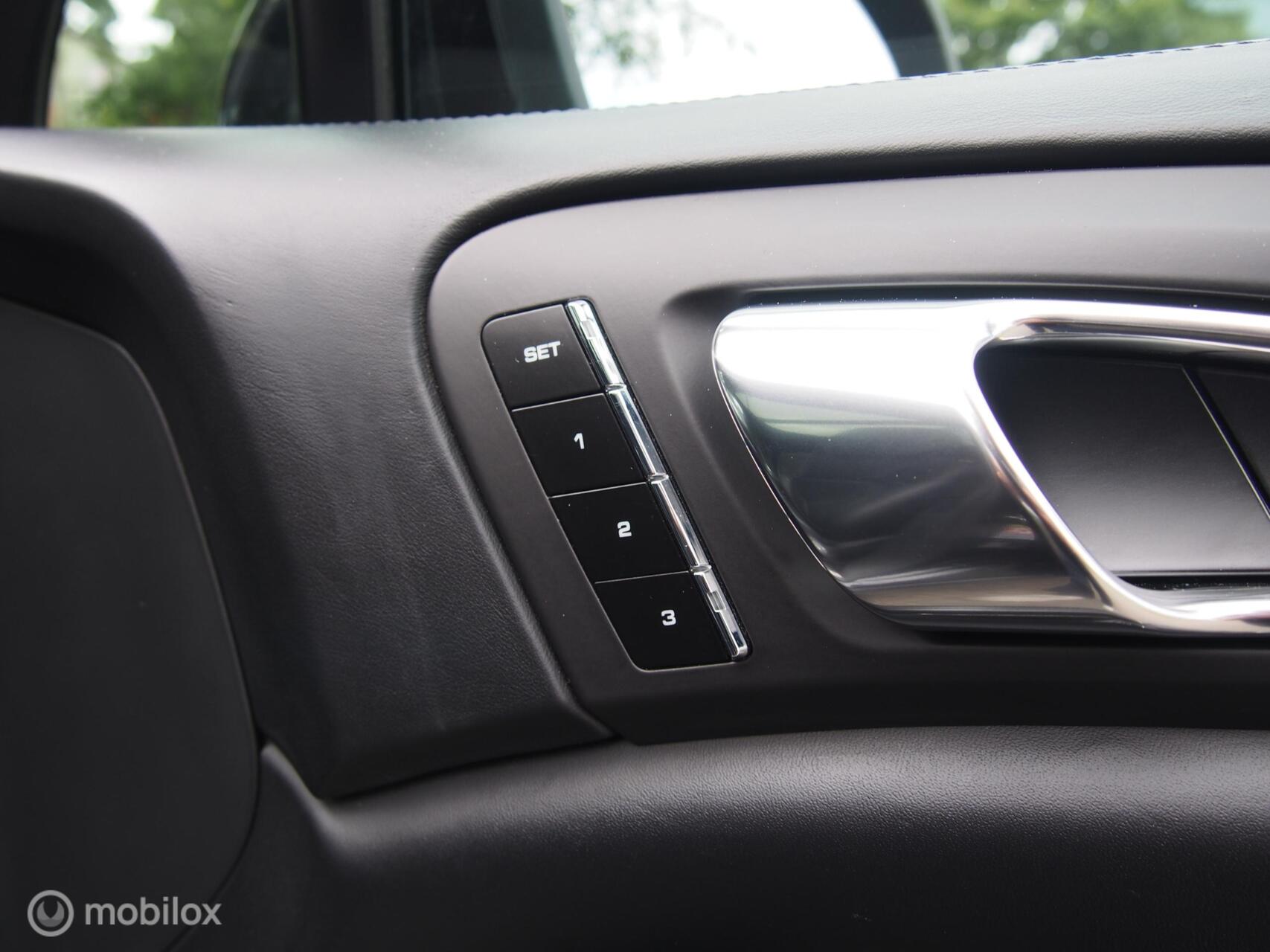 Foto van Porsche Cayenne