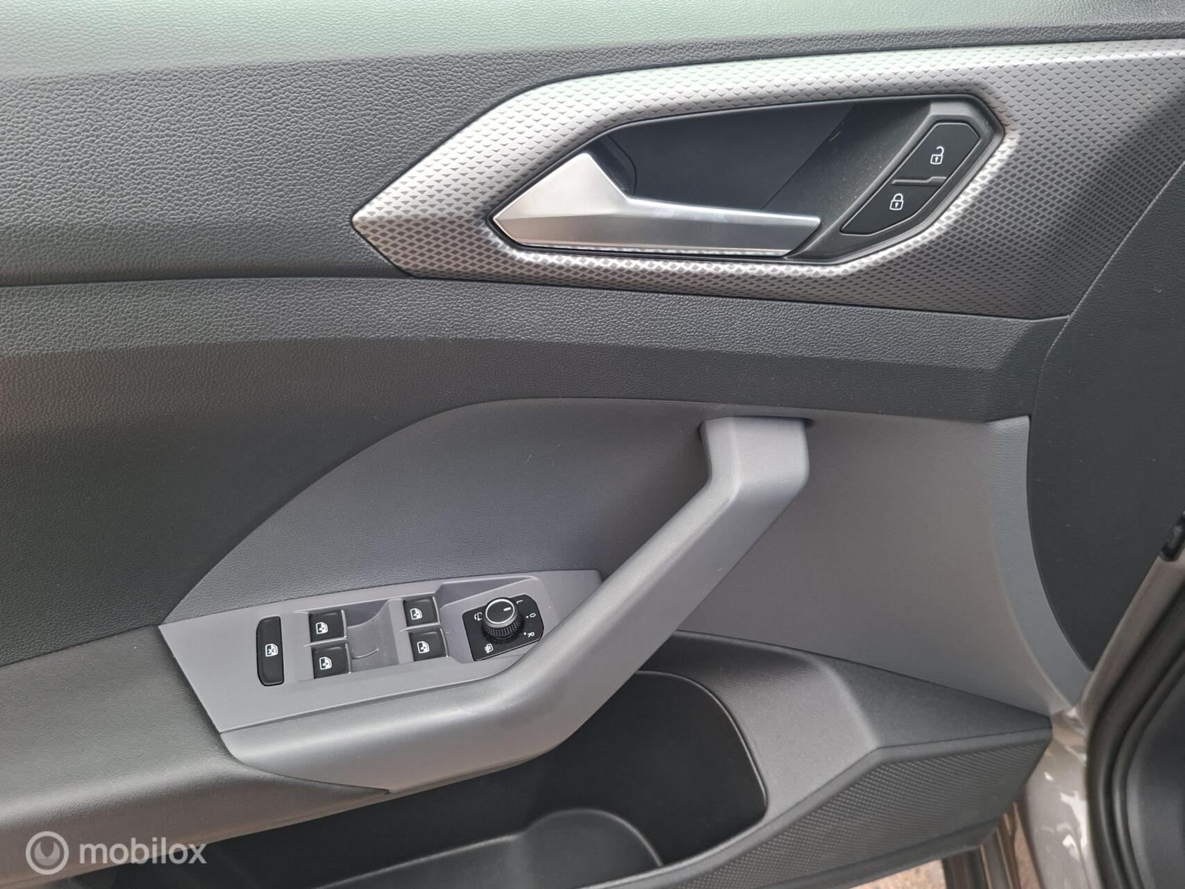Foto van Volkswagen T-cross