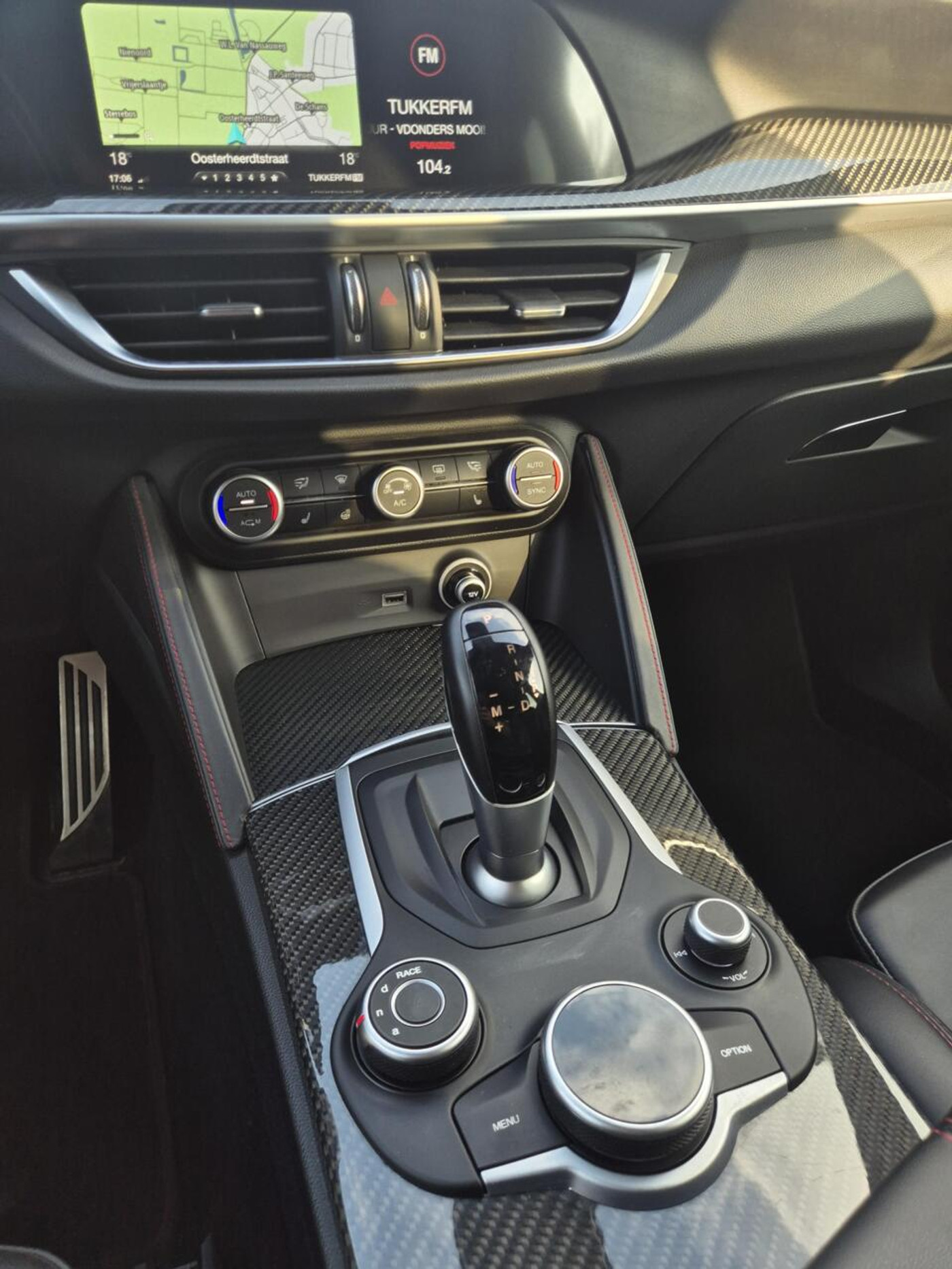 Foto van Alfa Romeo Stelvio Quadrifoglio