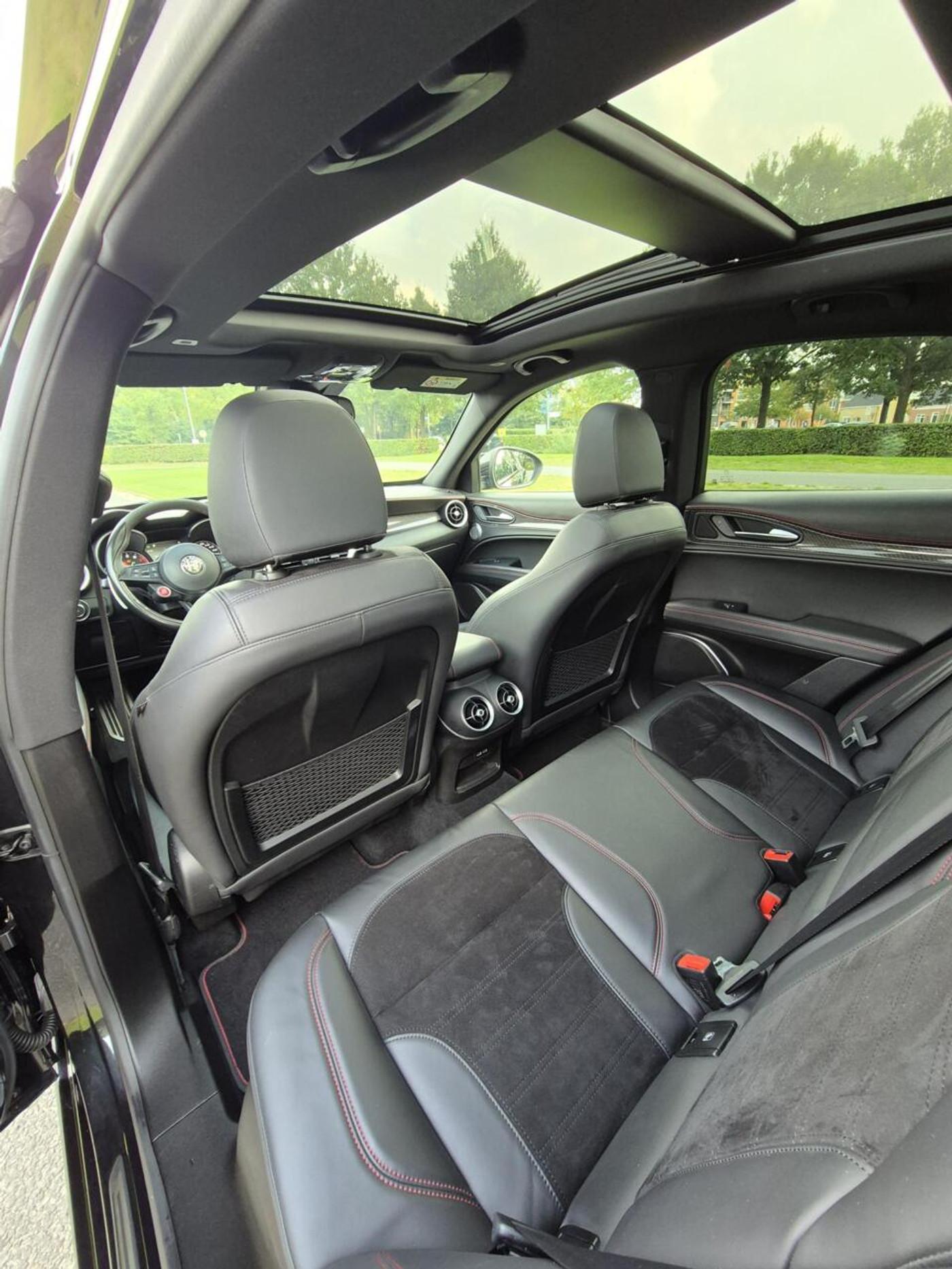 Foto van Alfa Romeo Stelvio Quadrifoglio