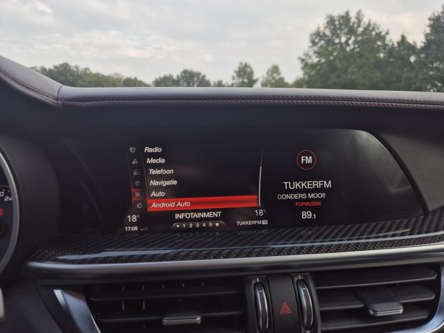 Foto van Alfa Romeo Stelvio Quadrifoglio
