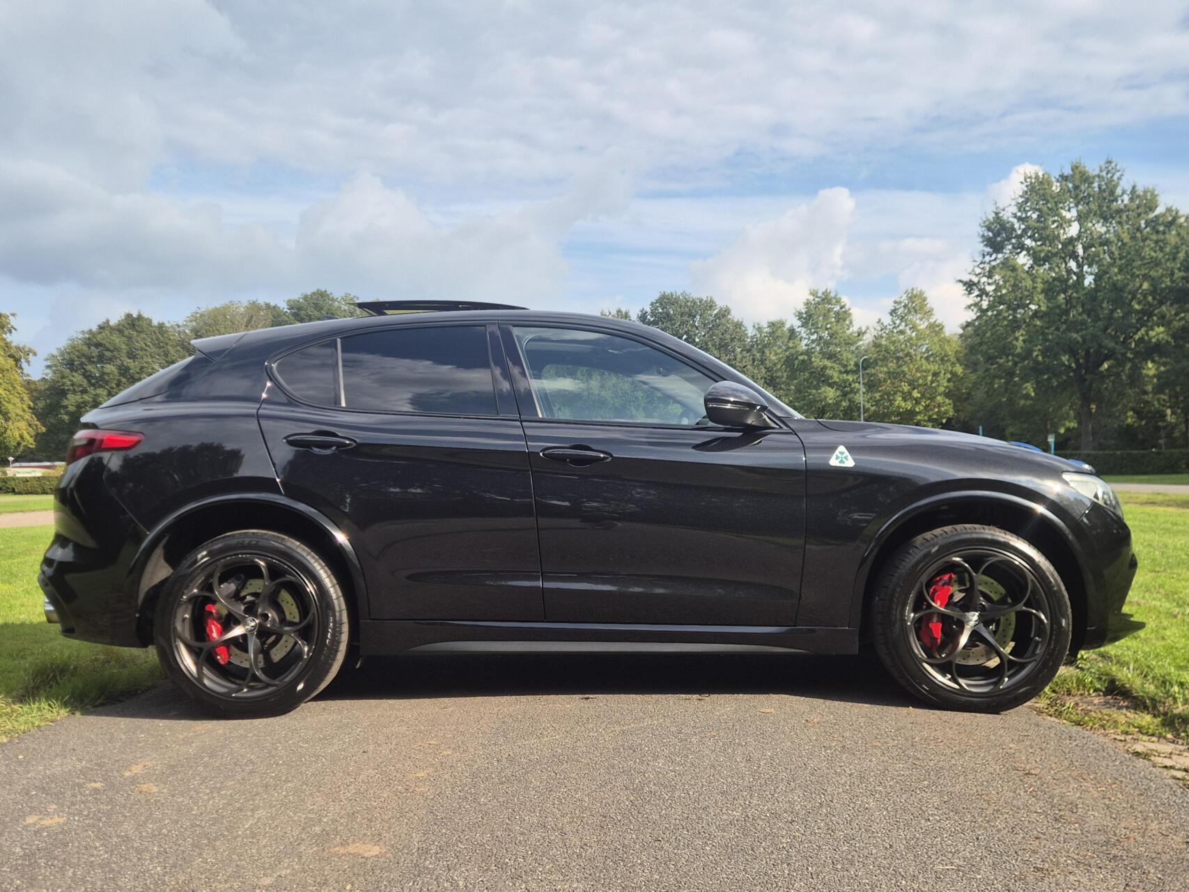 Foto van Alfa Romeo Stelvio Quadrifoglio