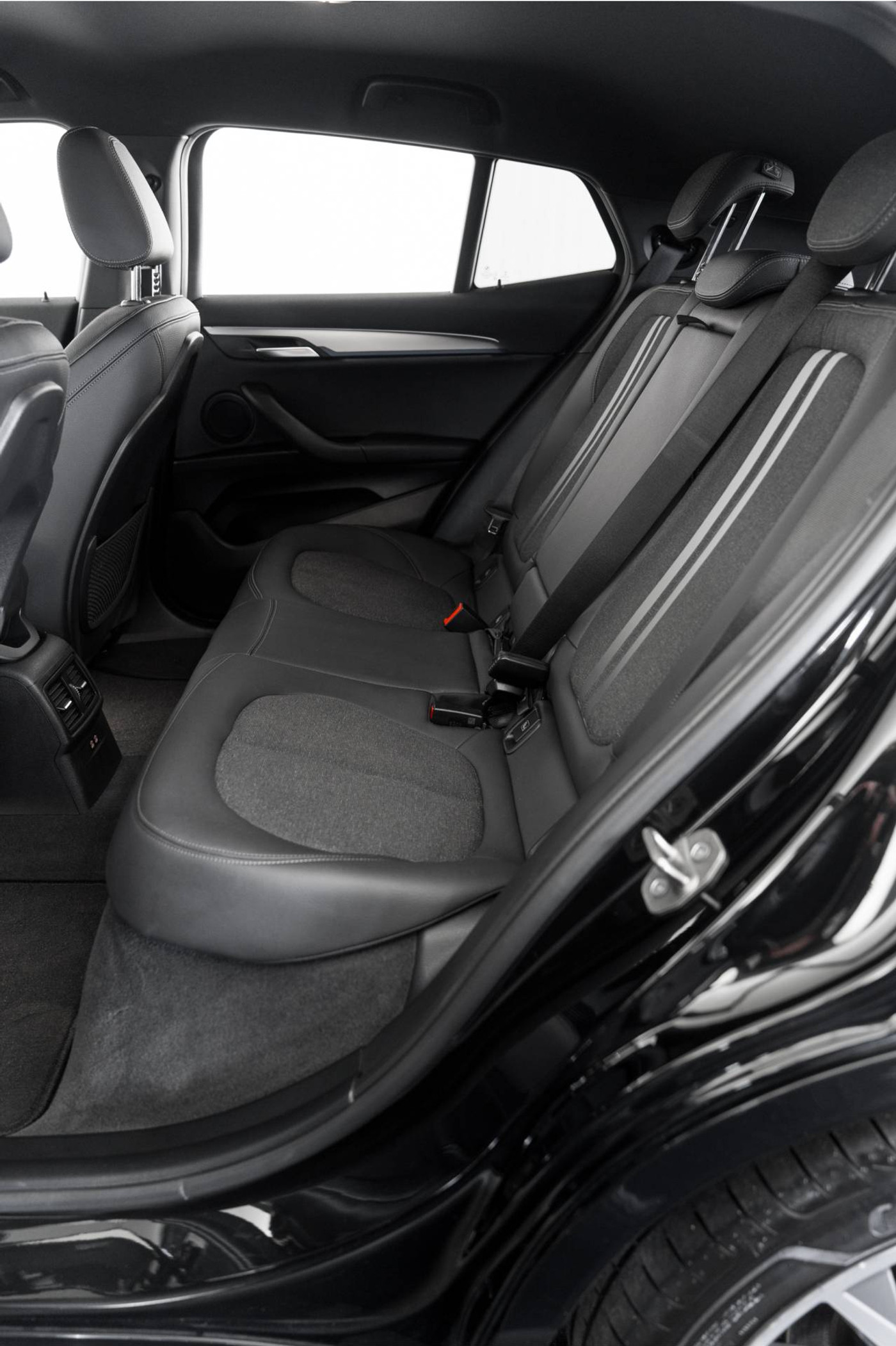 Foto van BMW X2 Xdrive25e