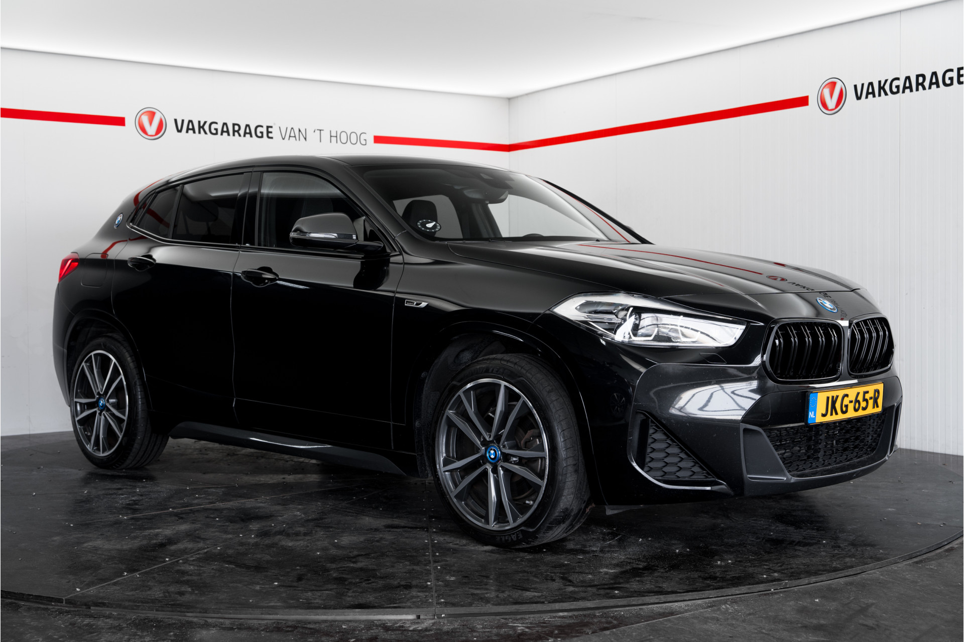 Foto van BMW X2 Xdrive25e