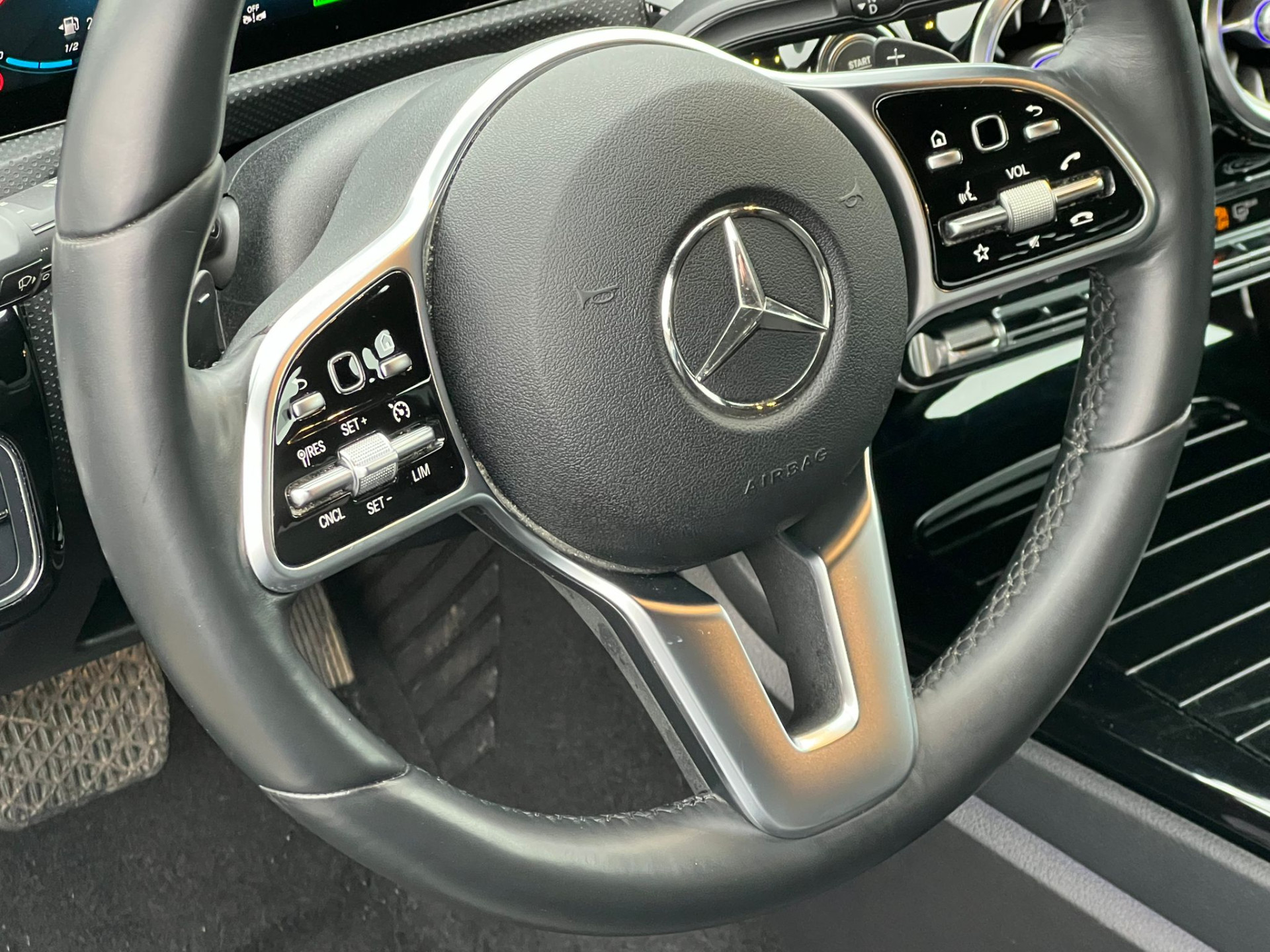 Foto van Mercedes-Benz A 250 E
