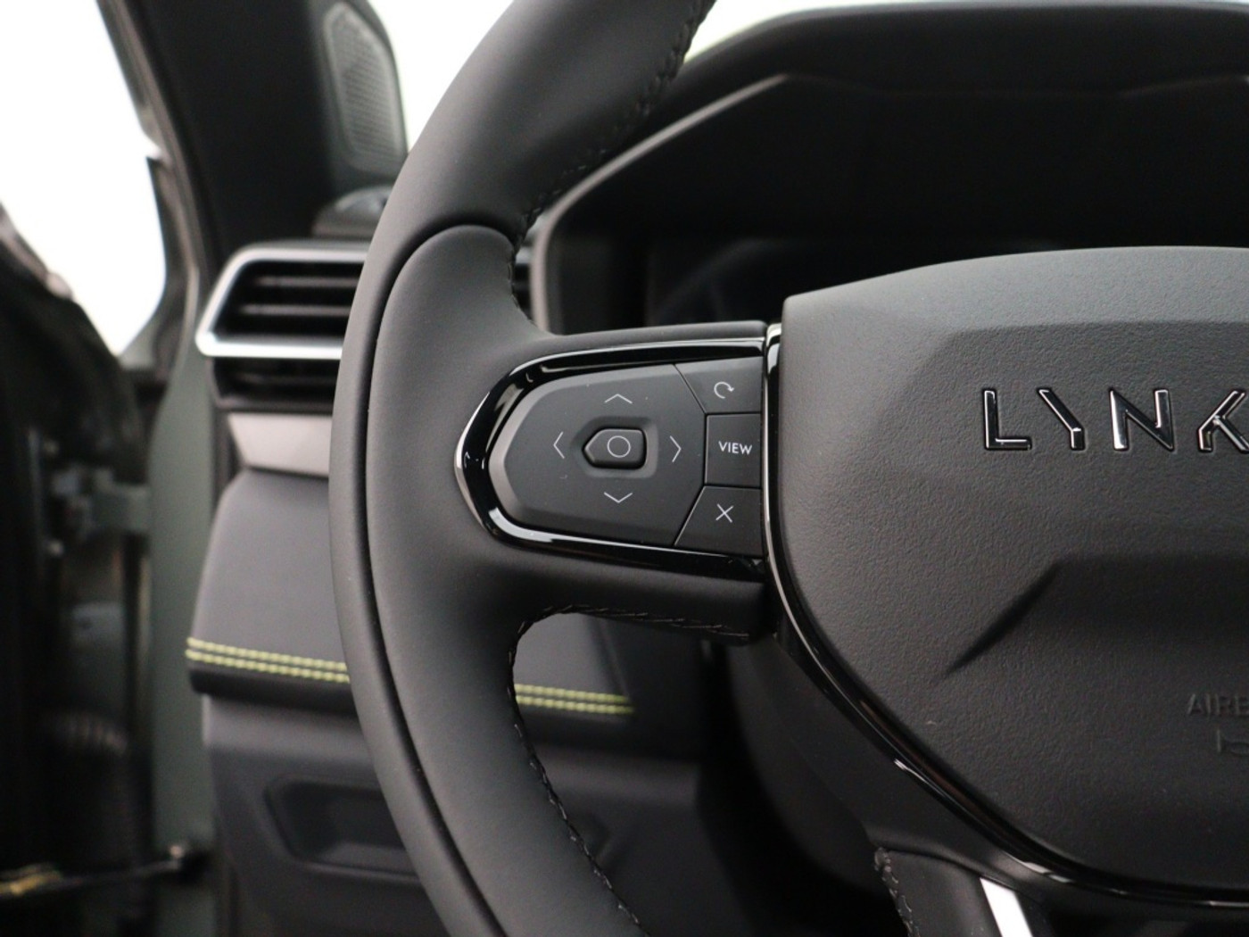 Foto van Lynk&co LYNK & Co 01