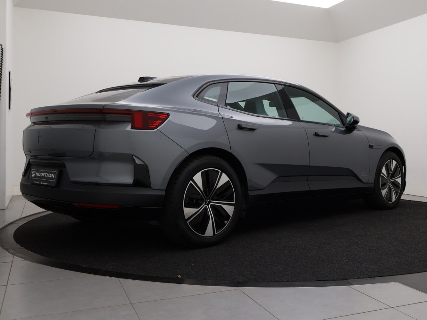 Foto van Polestar Polestar 4