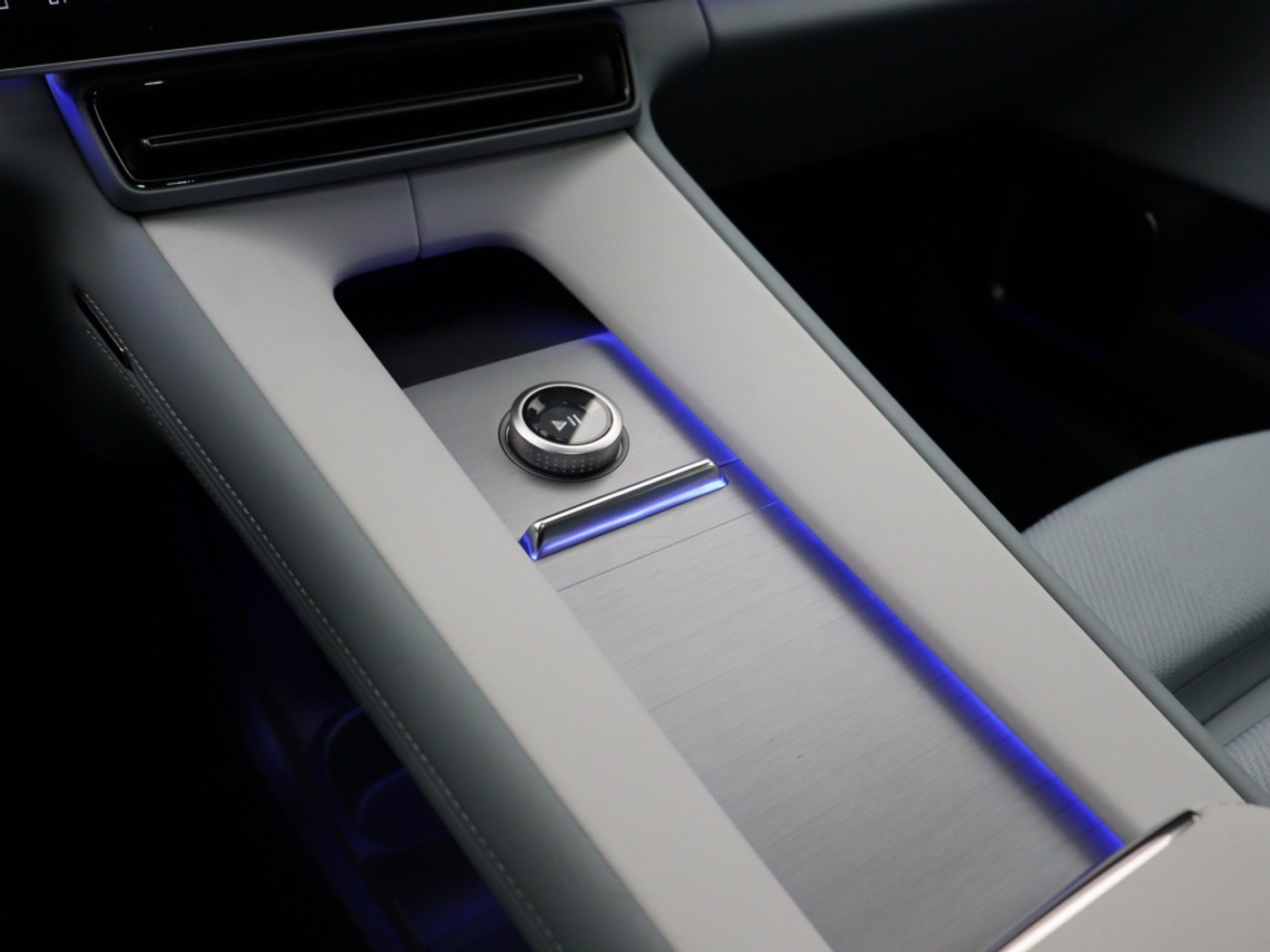 Foto van Polestar Polestar 4