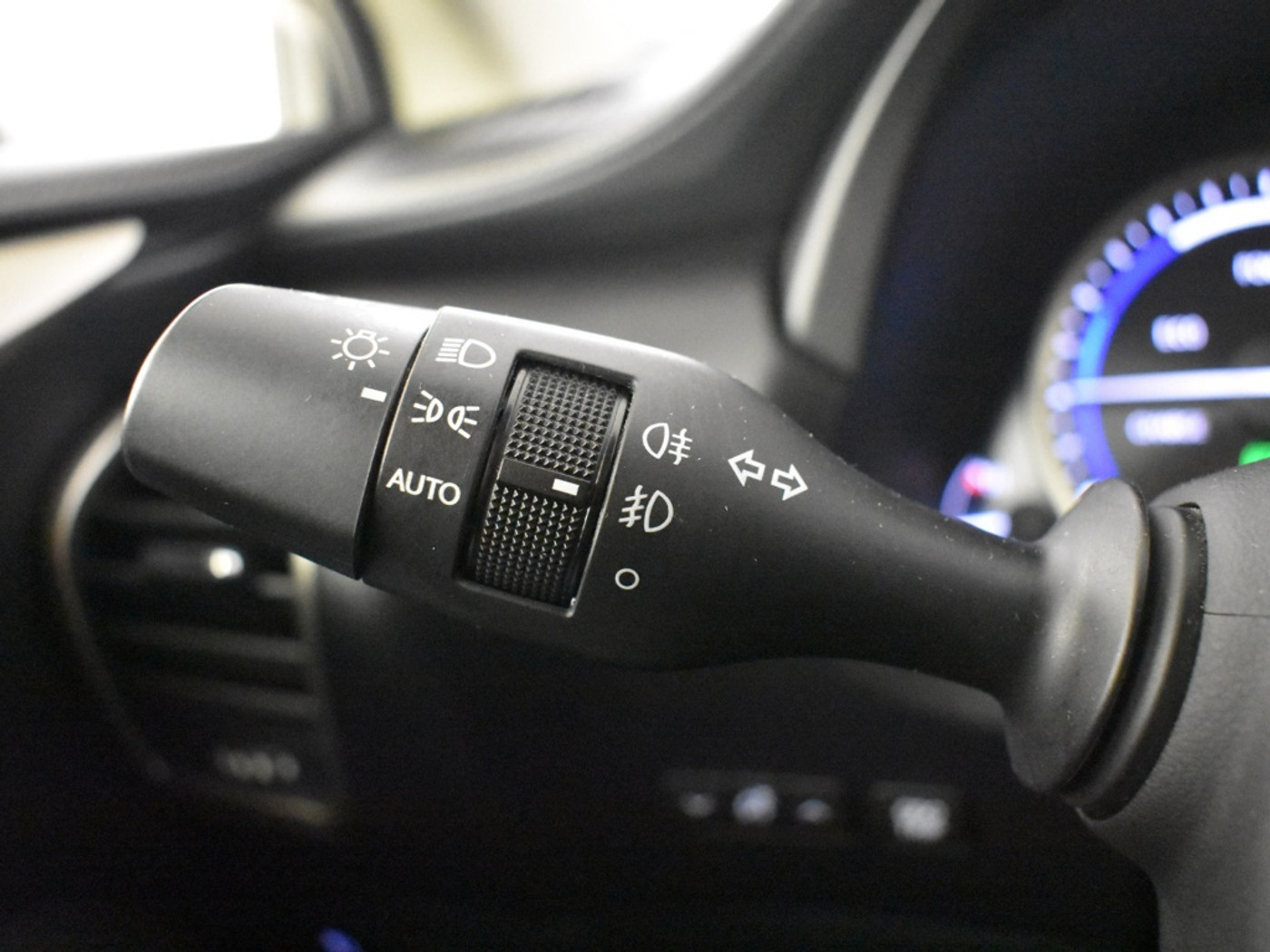 Foto van Lexus NX