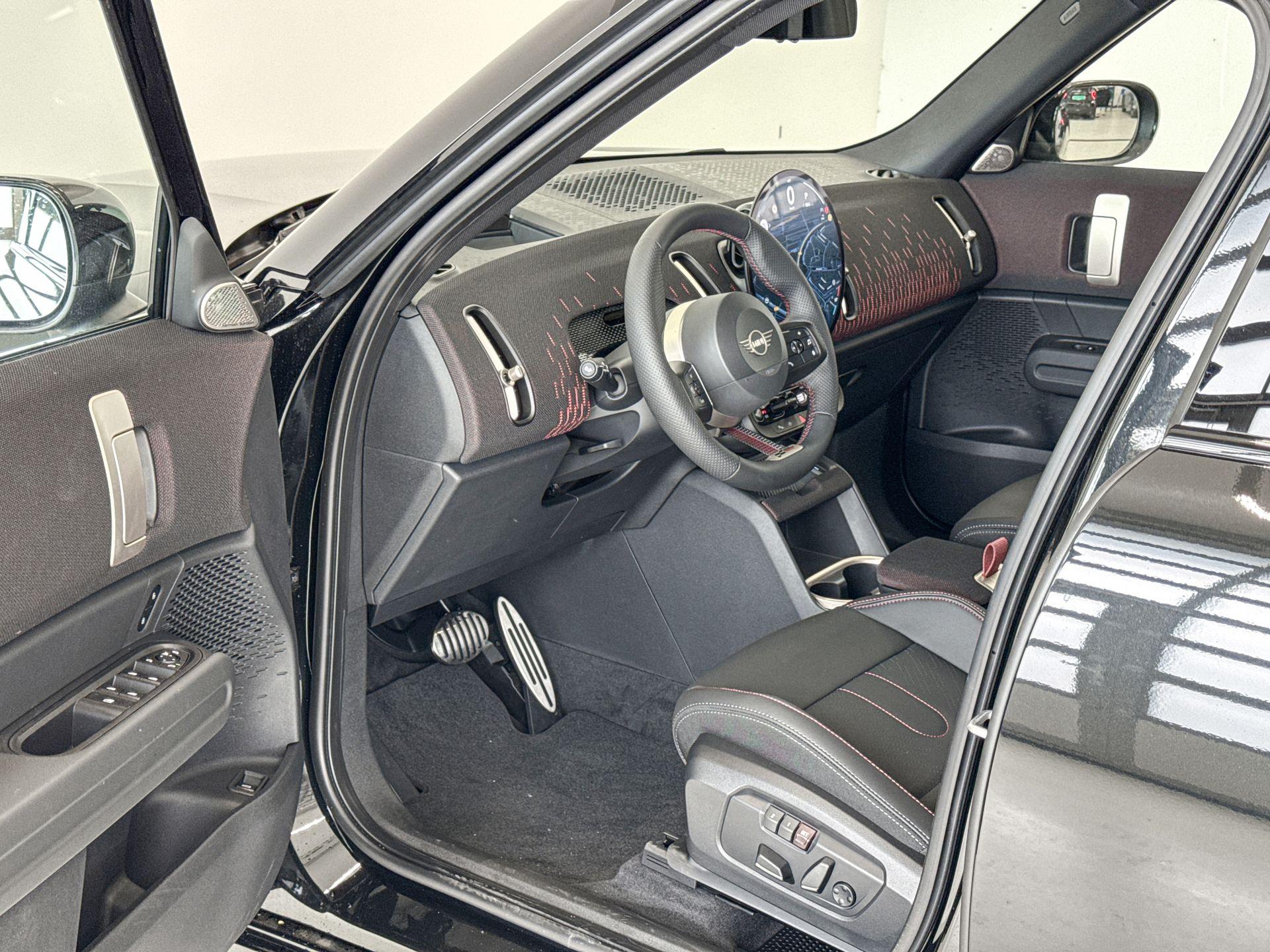 Foto van Mini JCW Countryman All4