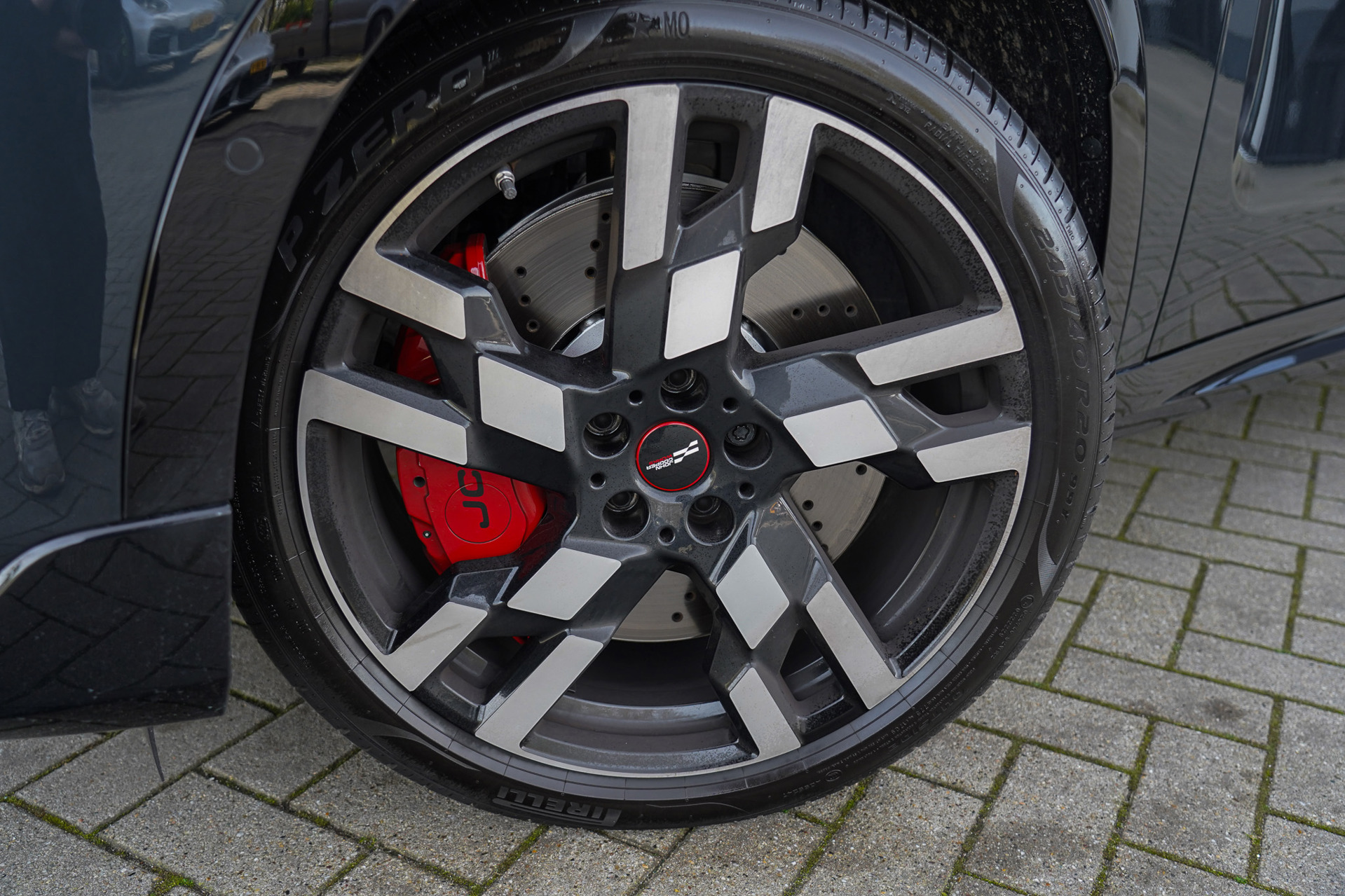 Foto van Mini JCW Countryman All4
