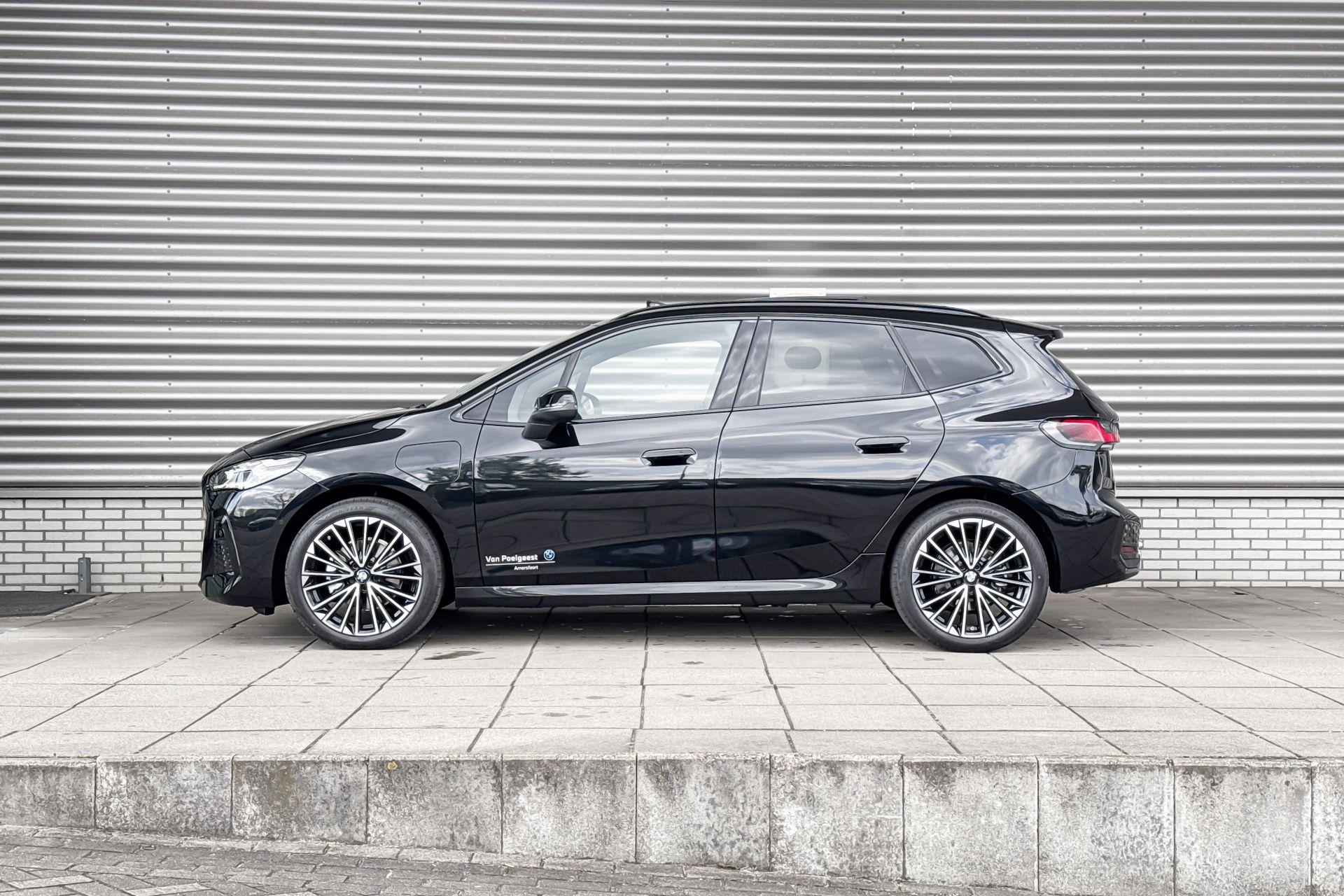 Foto van BMW 225e xDrive Active Tourer