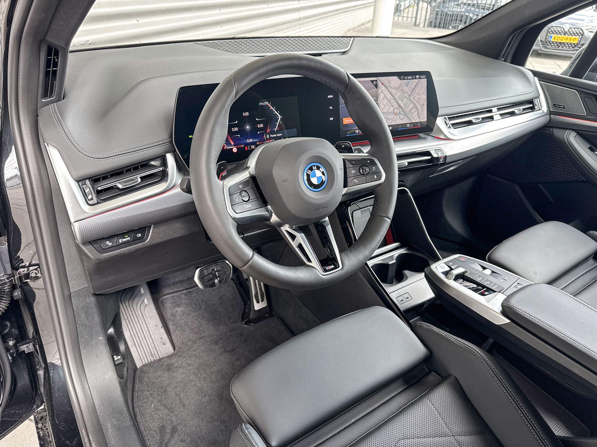 Foto van BMW 225e xDrive Active Tourer