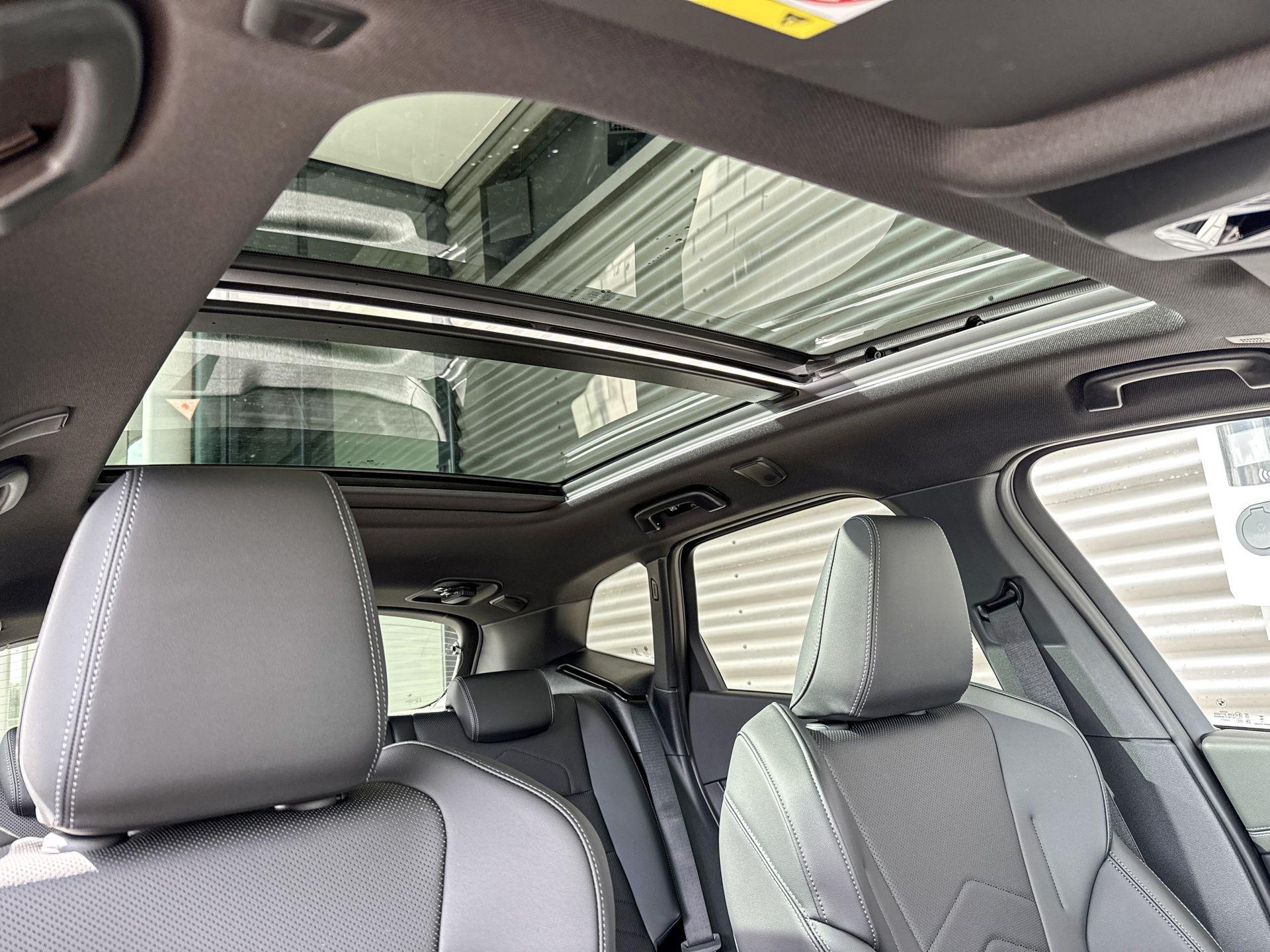 Foto van BMW 225e xDrive Active Tourer