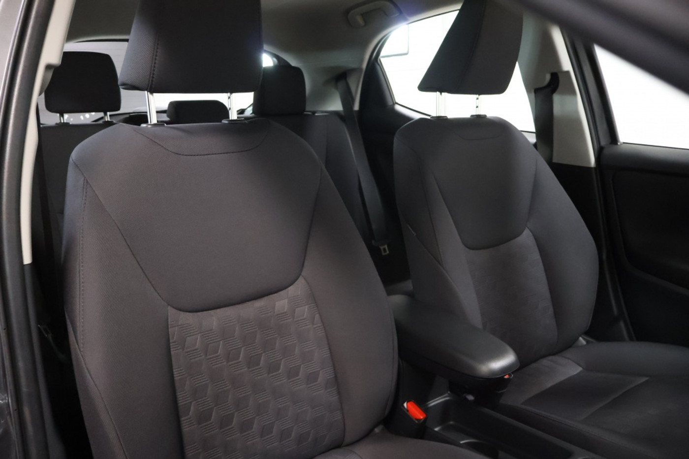 Foto van Mazda Mazda2 Hybrid