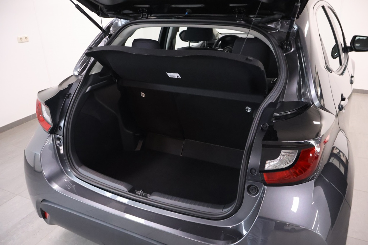 Foto van Mazda Mazda2 Hybrid