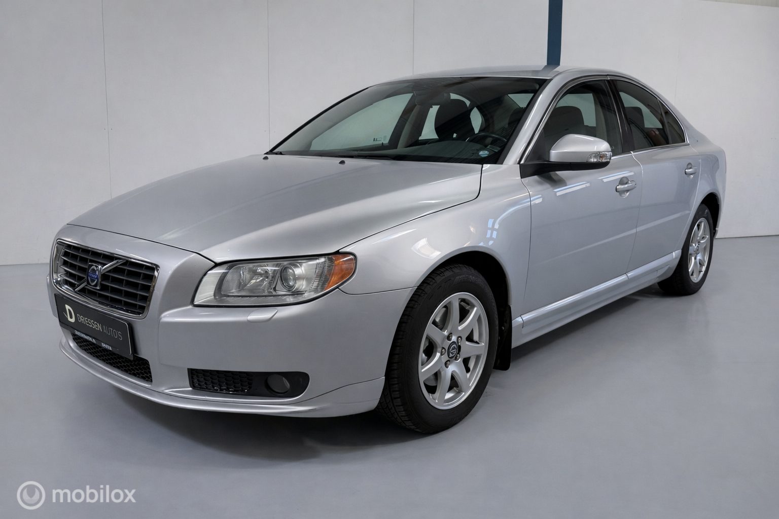 Volvo S80 2.5 T Momentum AUTOMAAT 2007 - voorkant