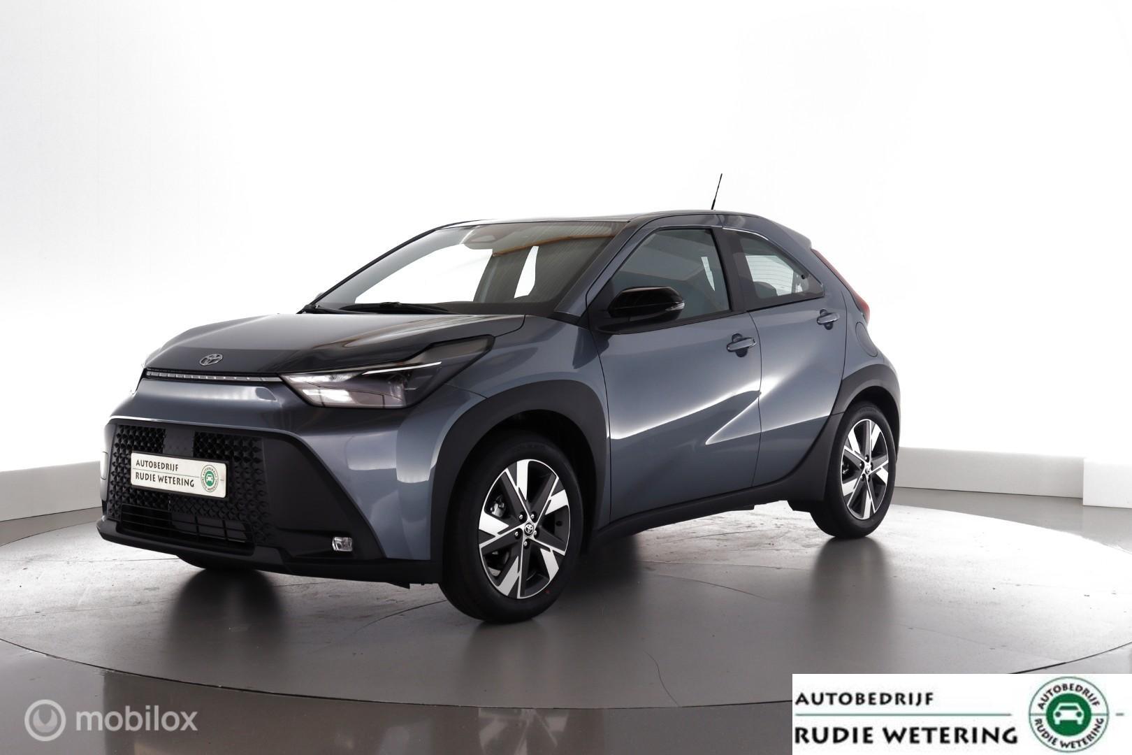Toyota Aygo X Hybrid 115 pulse dab|cam|carplay|lmv17 2026 - voorkant