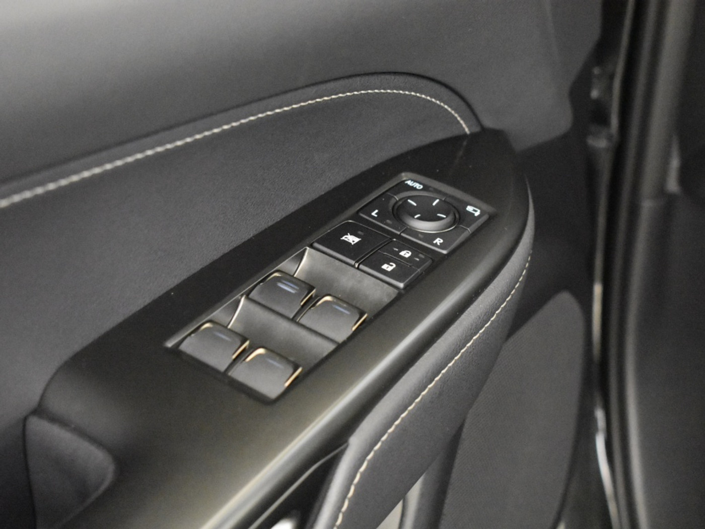 Foto van Lexus Lexus Nx450h+