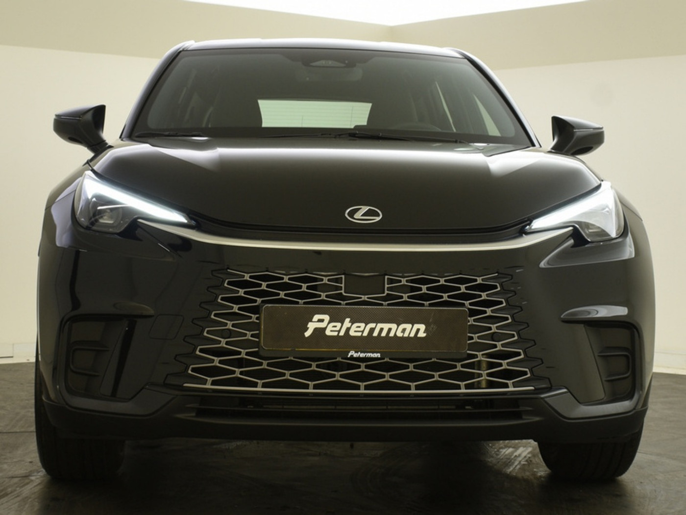 Foto van Lexus Lexus LBX