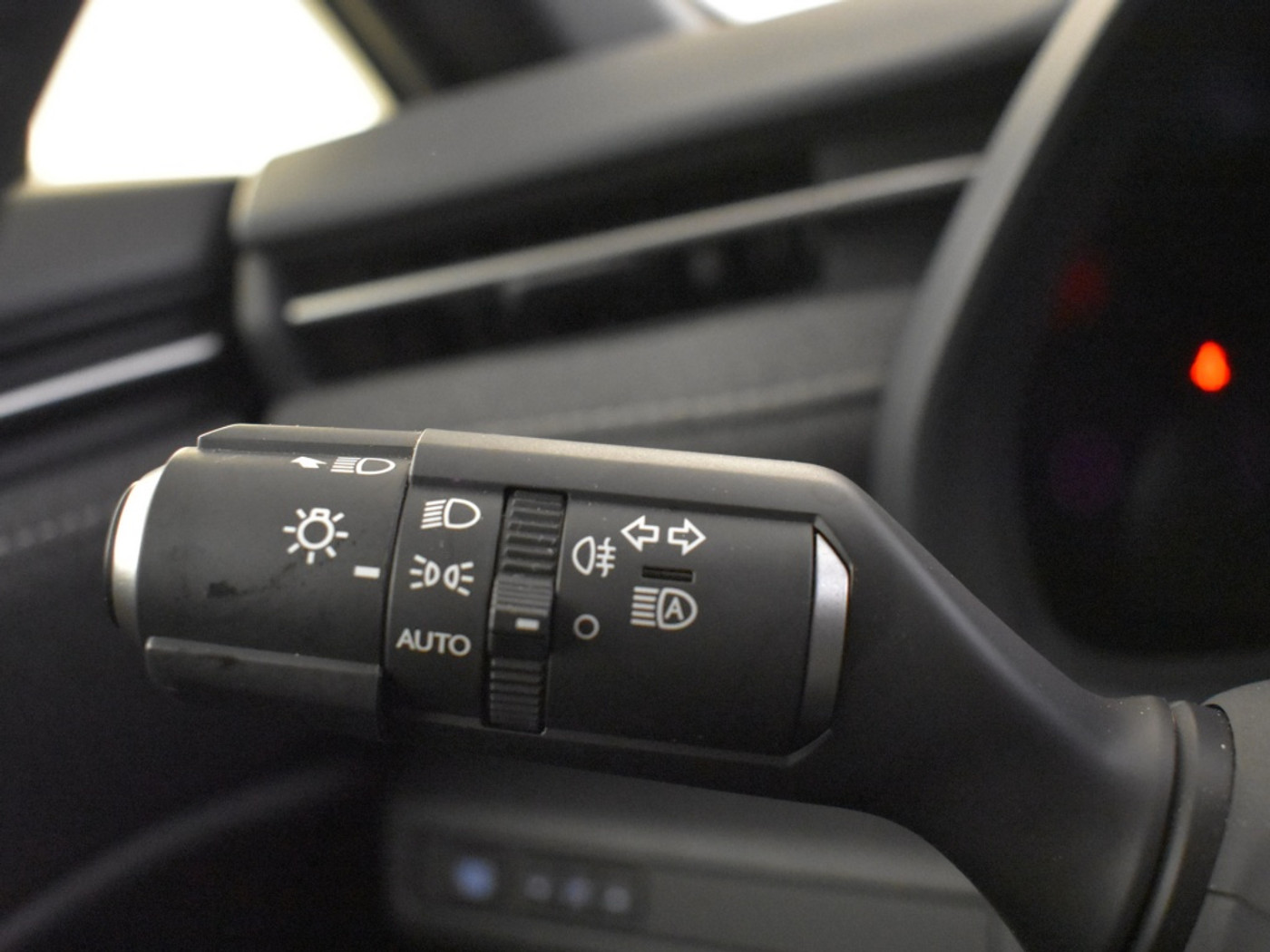 Foto van Lexus Lexus LBX