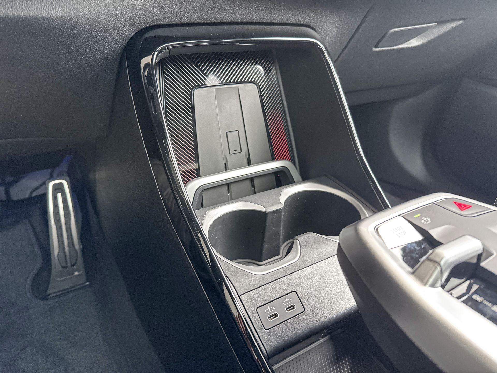 Foto van BMW Ix1 Edrive20