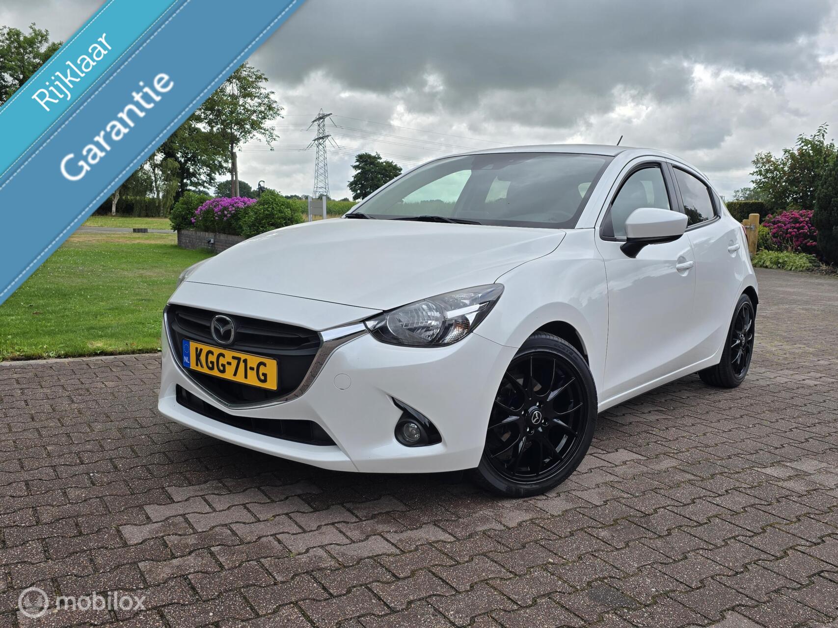 Mazda Mazda2 1.5 Skyactiv-G 90/NAVI/CRUISE/PDC 2016 - voorkant