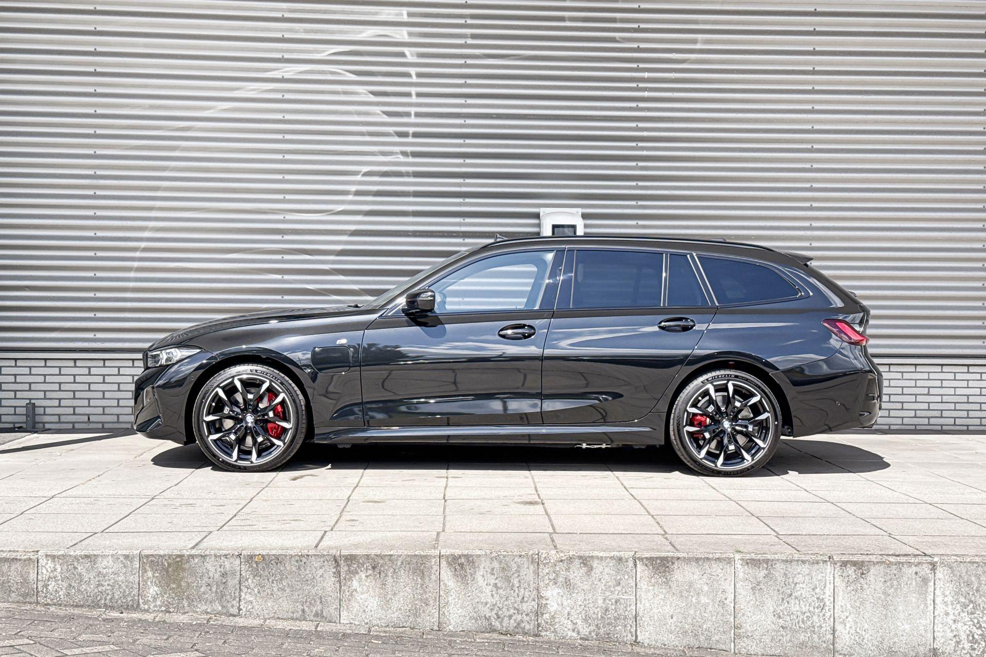 Foto van BMW 330e