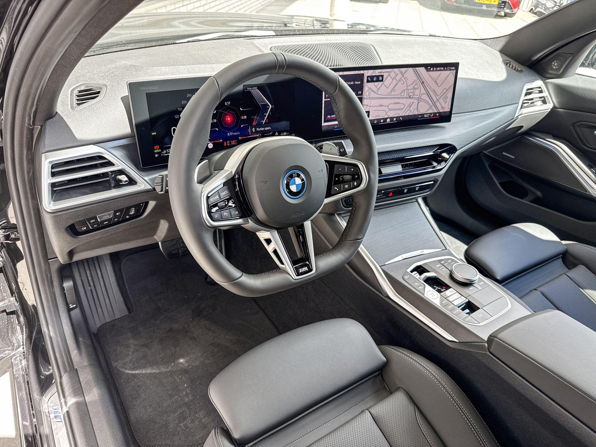 Foto van BMW 330e