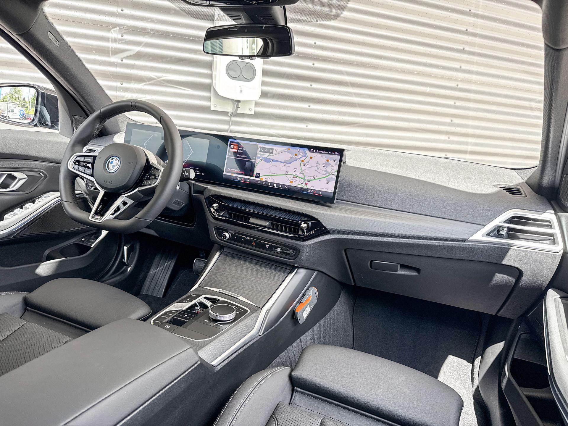 Foto van BMW 330e