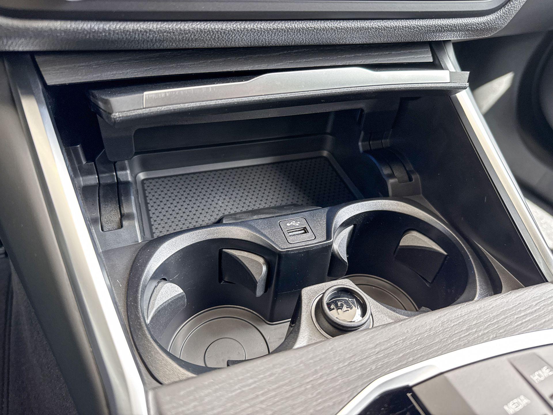 Foto van BMW 330e
