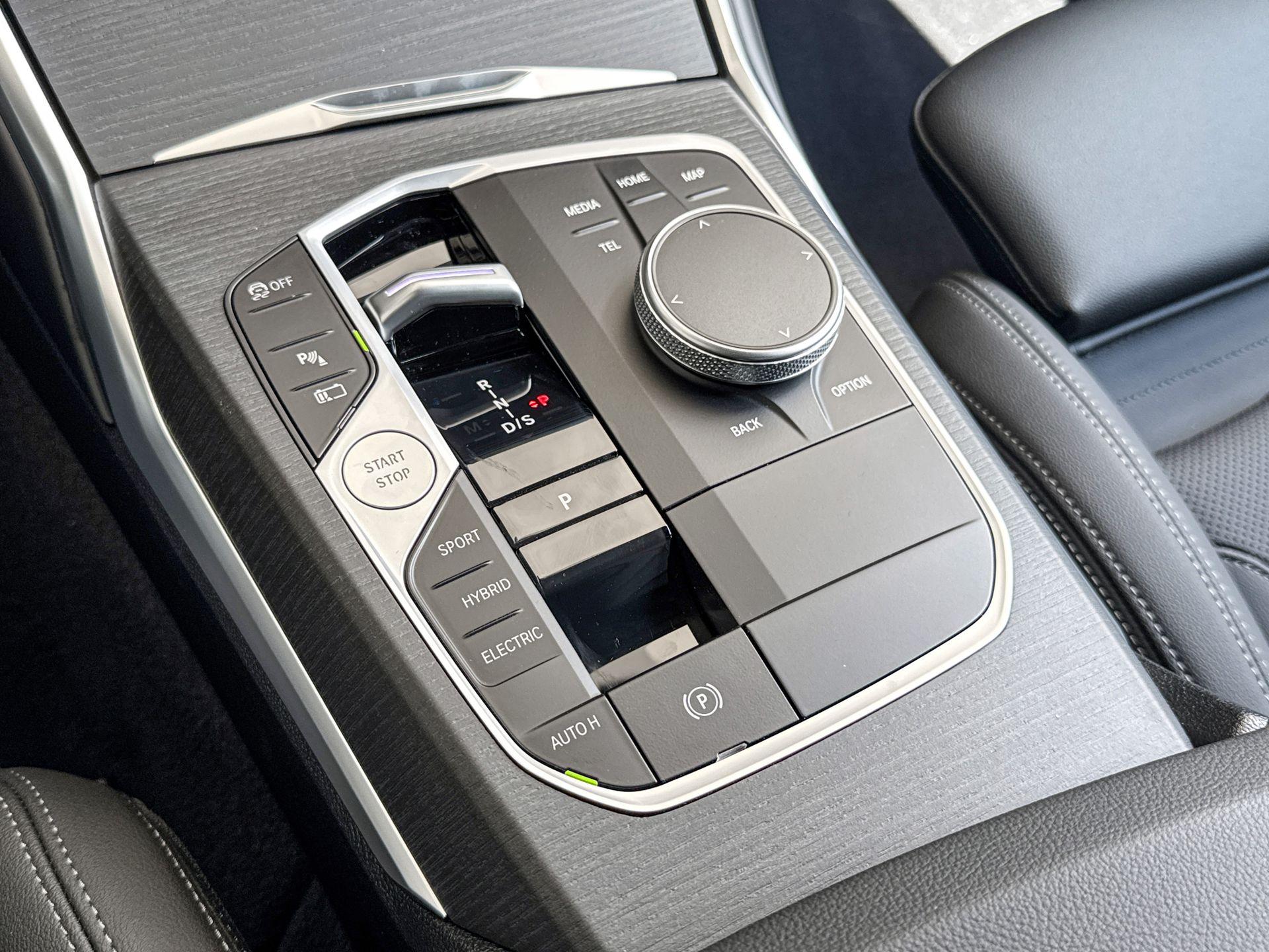 Foto van BMW 330e
