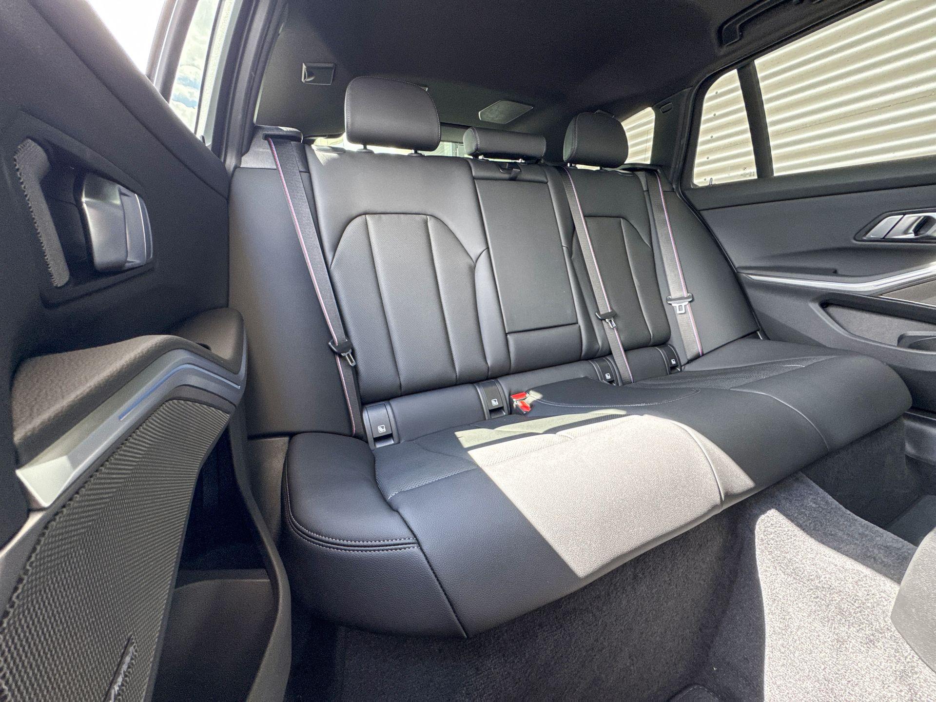 Foto van BMW 330e