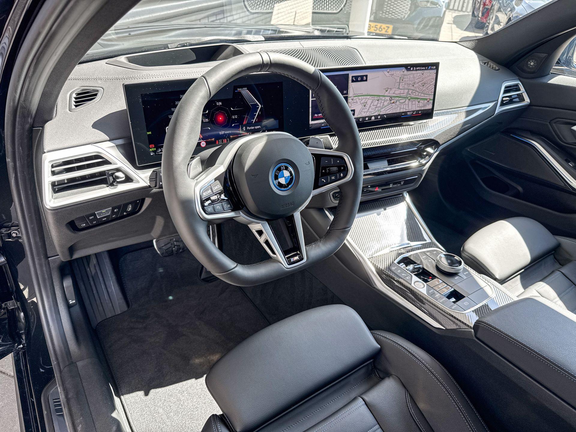 Foto van BMW 330e