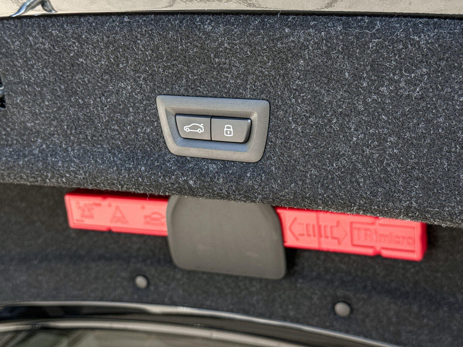 Foto van BMW 330e