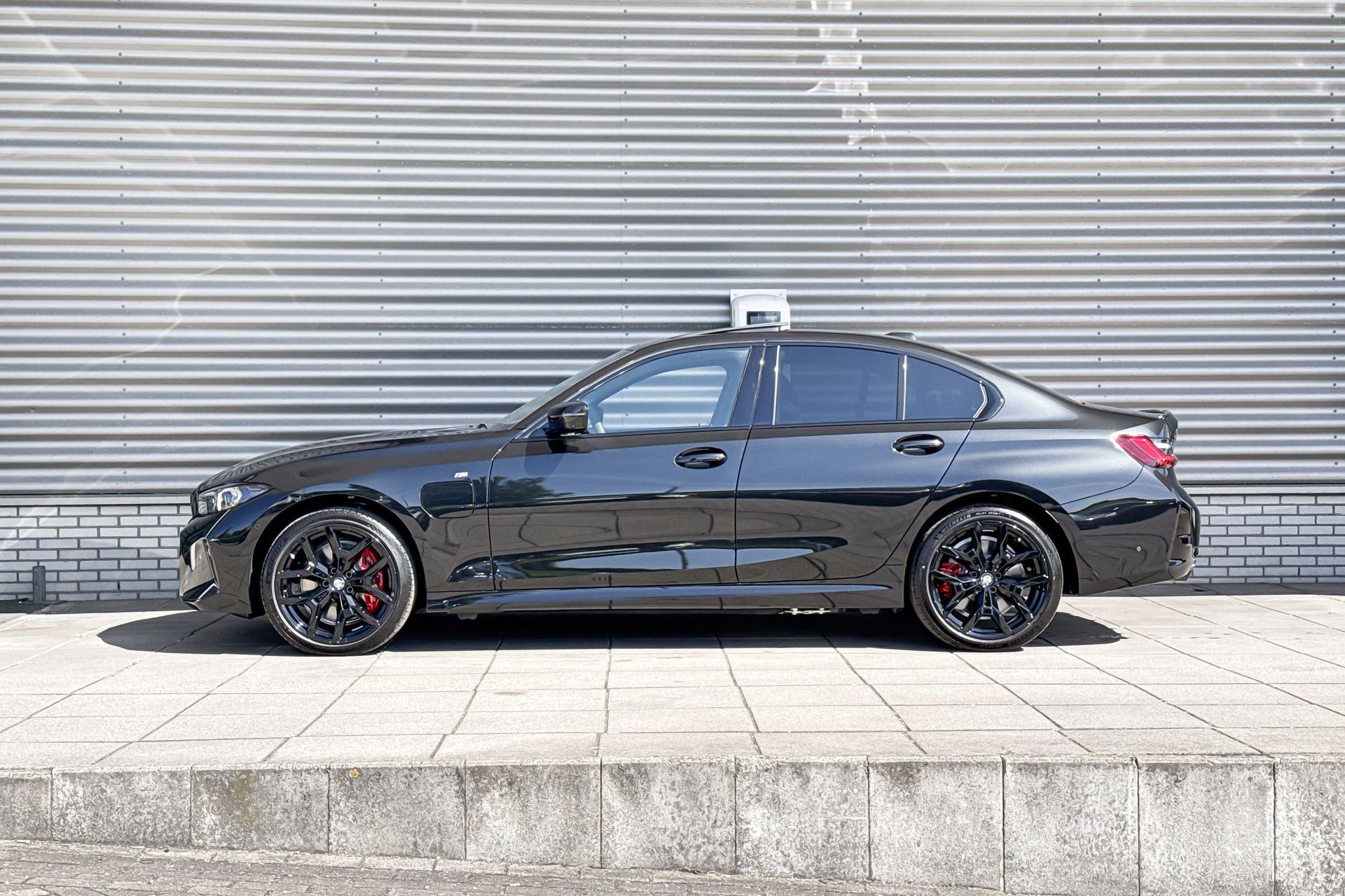 Foto van BMW 330e