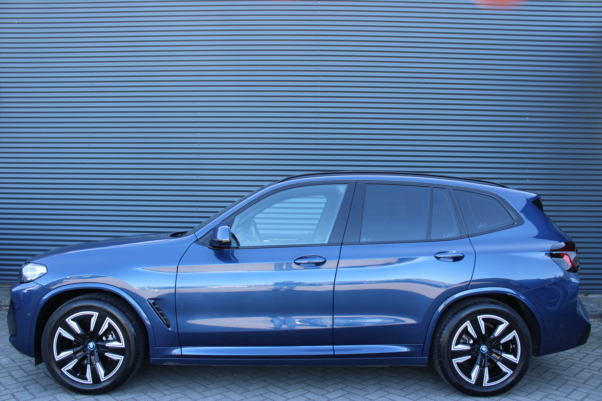 Foto van BMW Ix3