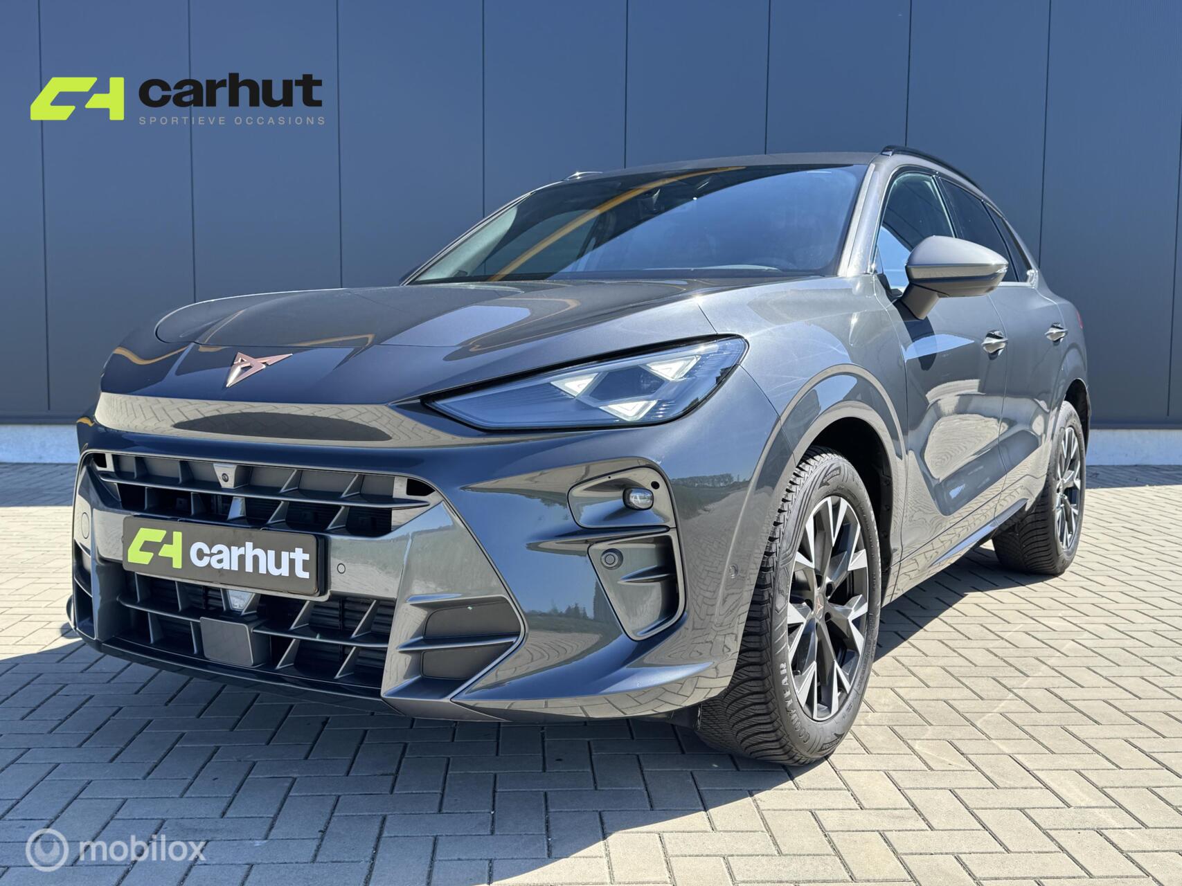 Cupra Terramar 1.5 TSI e-Hybrid Essential|DSG|Head up display| all season| 2025 - voorkant