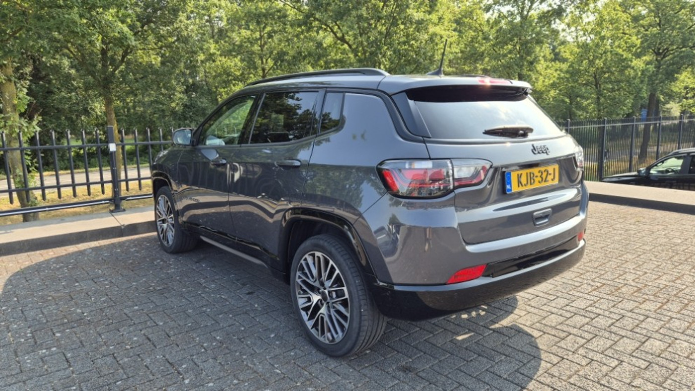Foto van Jeep Compass