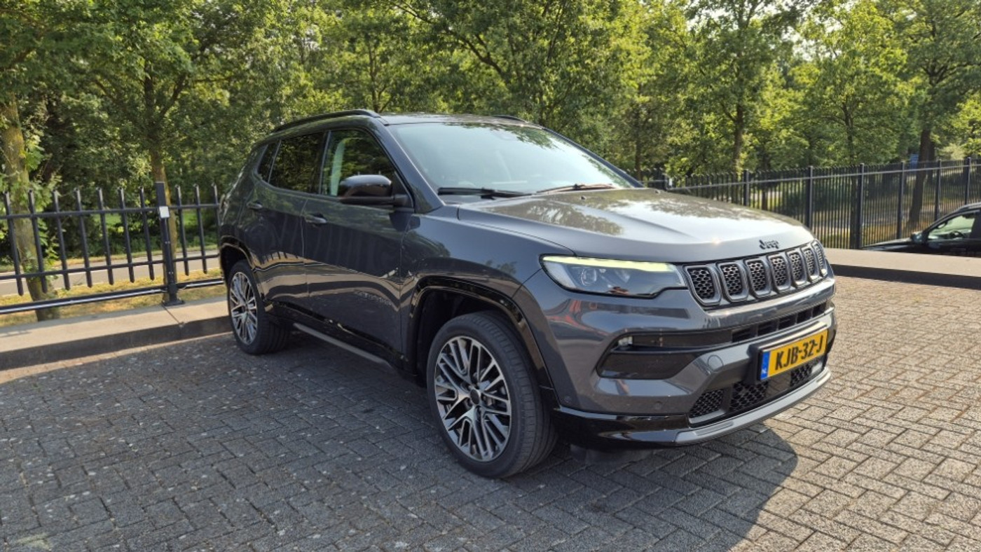 Foto van Jeep Compass
