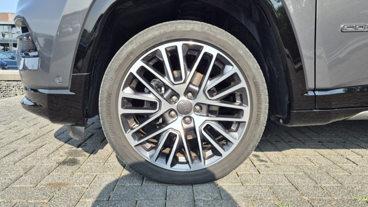 Foto van Jeep Compass
