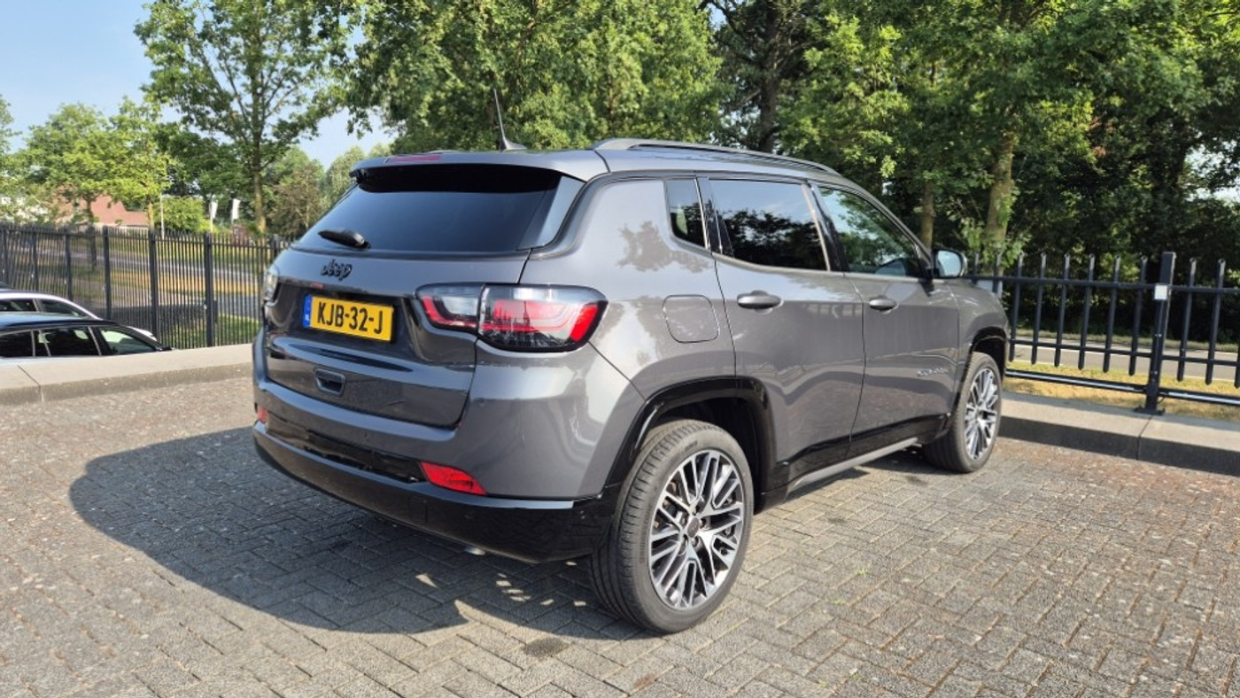 Foto van Jeep Compass