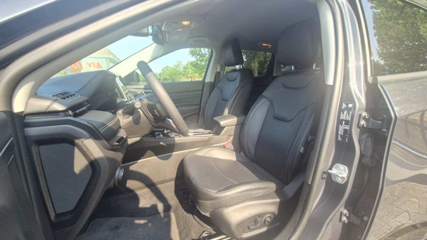 Foto van Jeep Compass