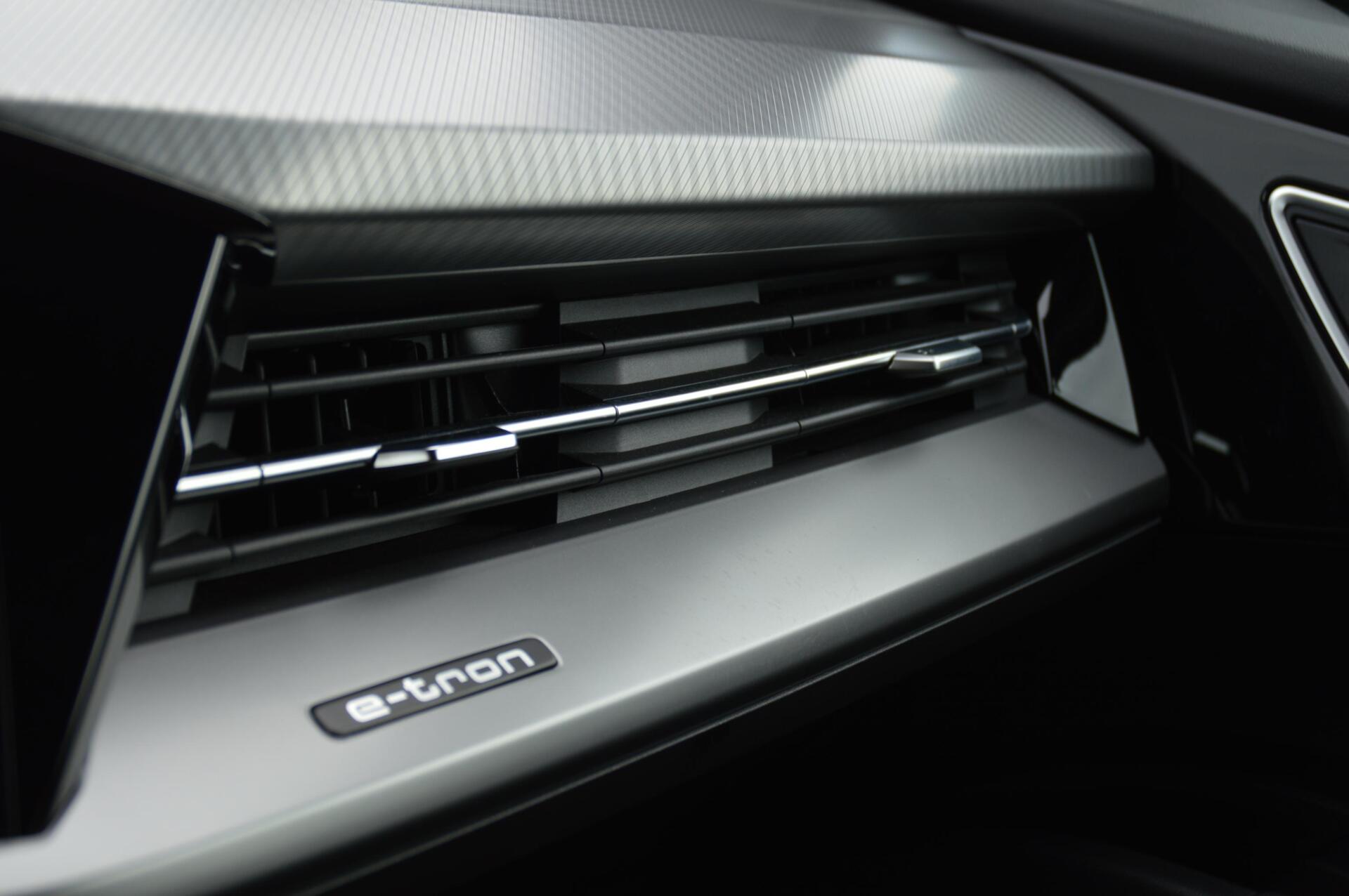 Foto van Audi Q4 50 E-tron
