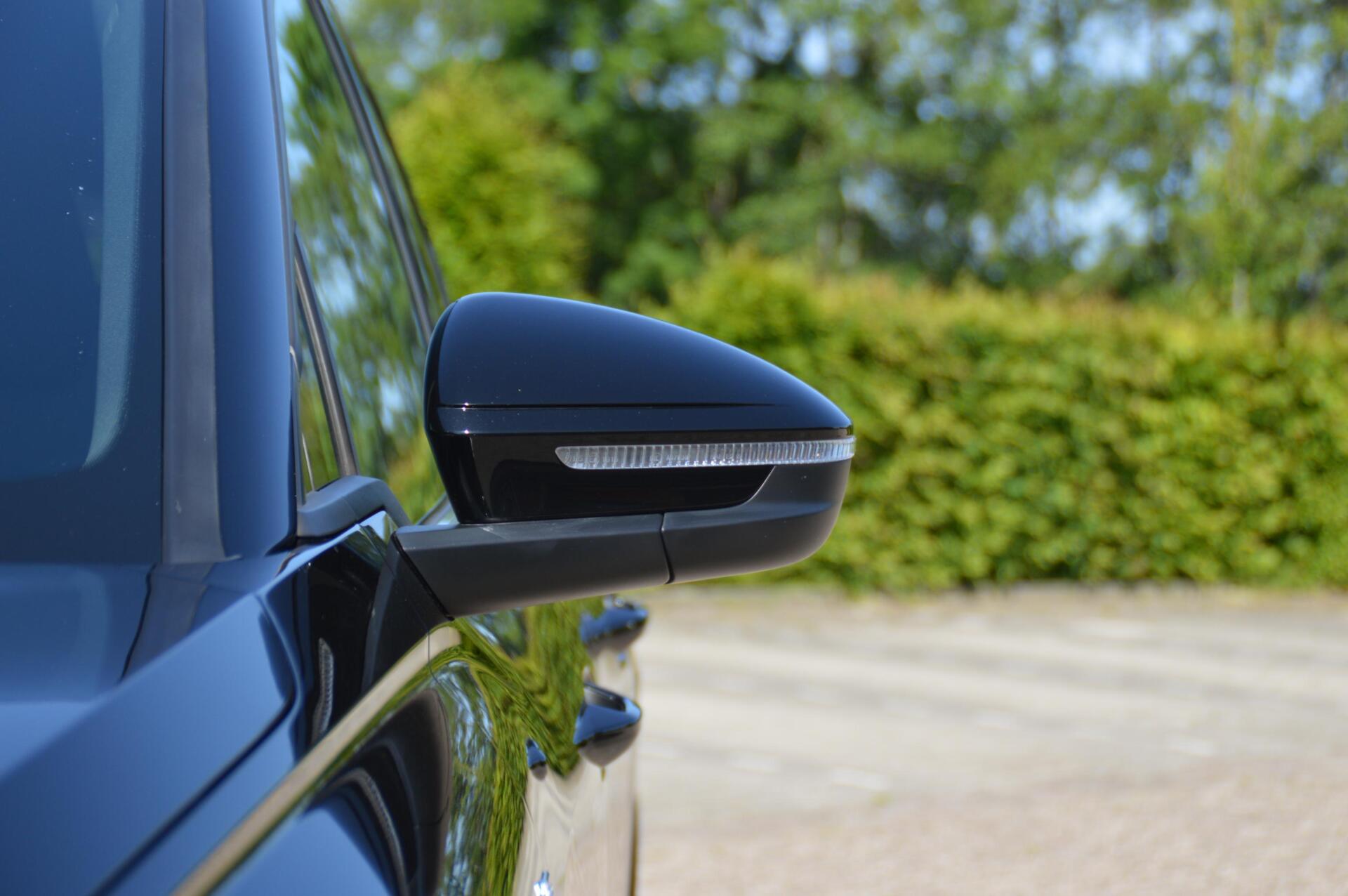 Foto van Audi Q4 50 E-tron
